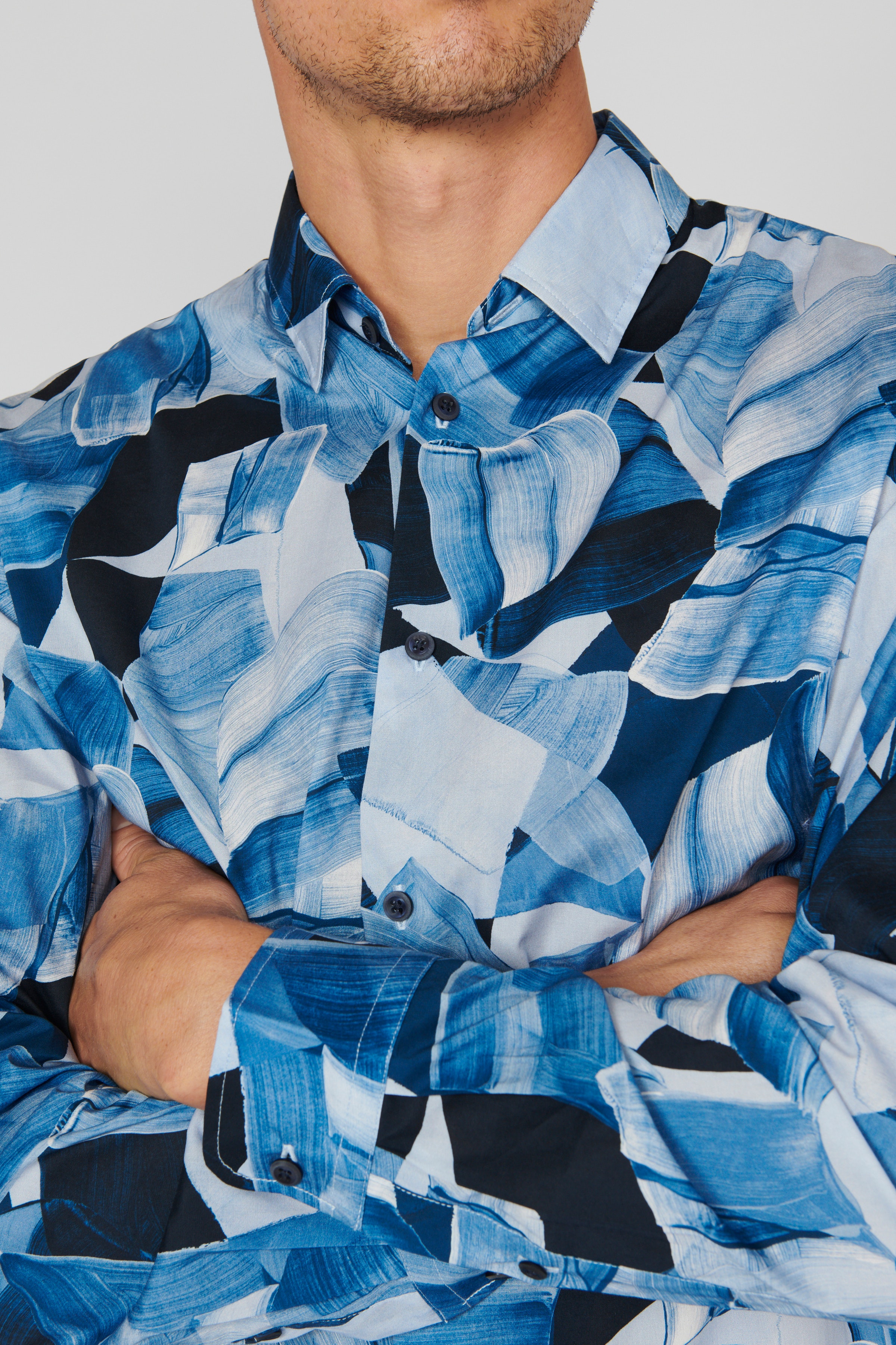 MAChristaldo Shirt LOOKBOOK DETAIL 30207325-194028