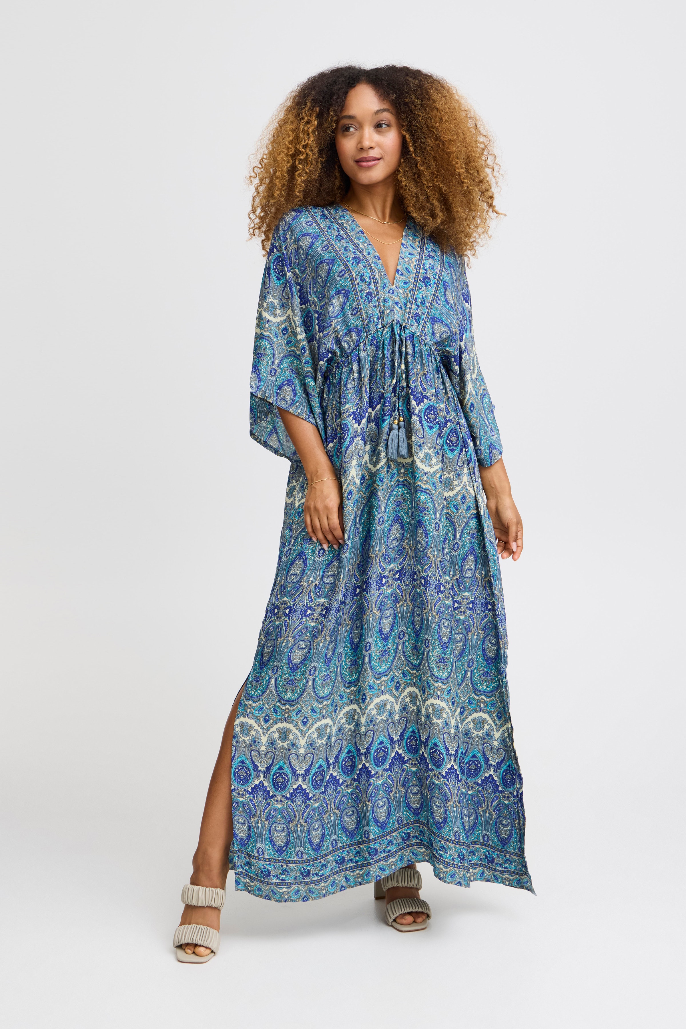 SBABENA Kjole LOOKBOOK FRONT 22100517-184141