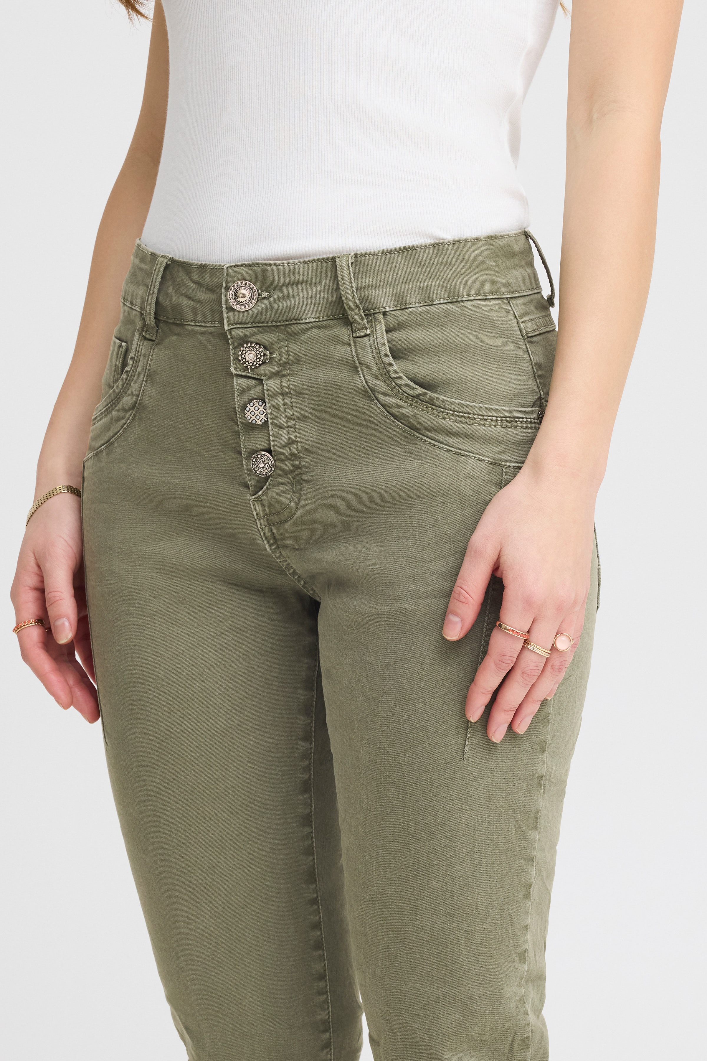 SBCAROLINE Capri bukser LOOKBOOK DETAIL 22100947-180515