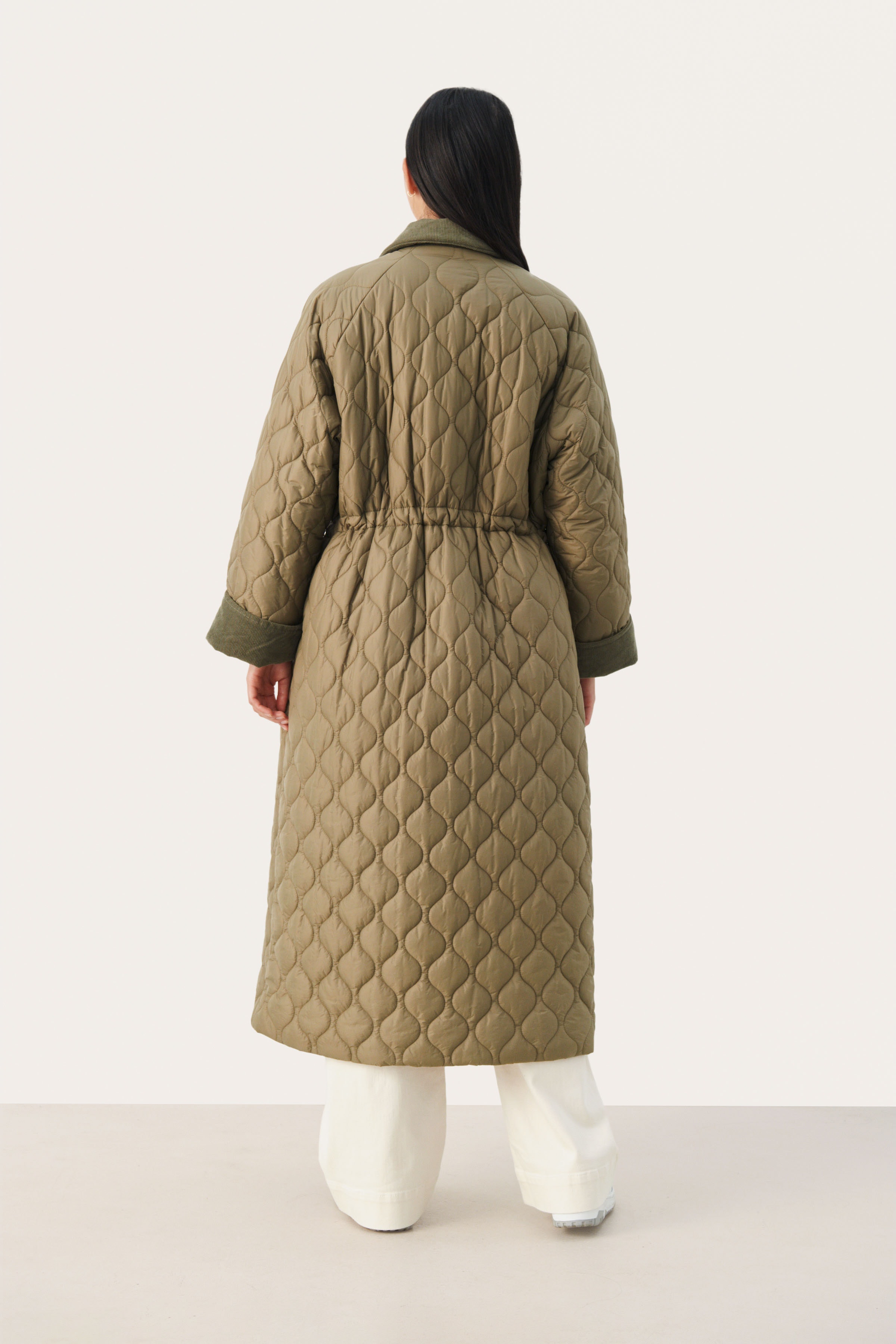 ElisaPW Coat LOOKBOOK BACK 30308241-170517