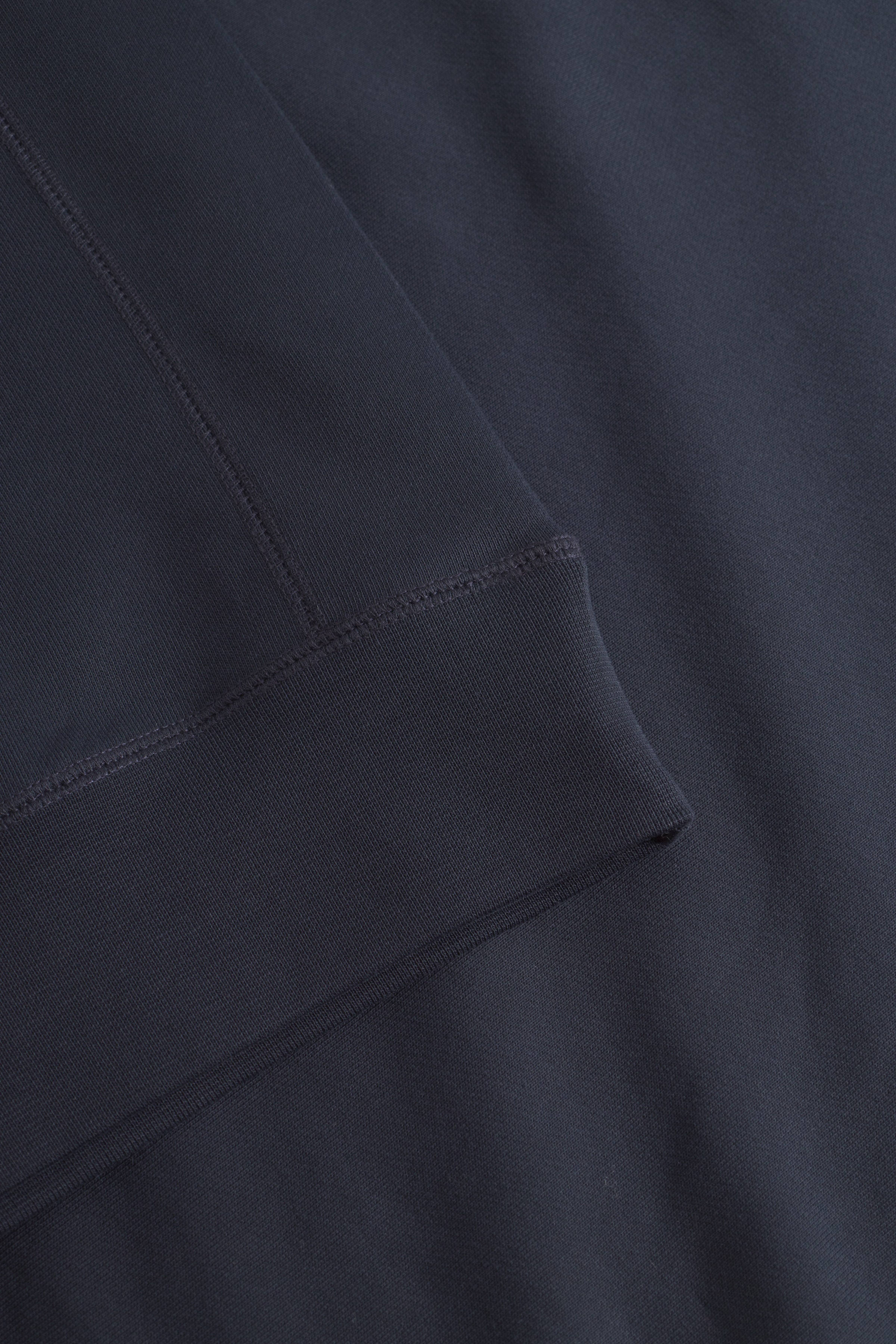 WWHester Sweatshirt PACK DETAIL 30251466-194009