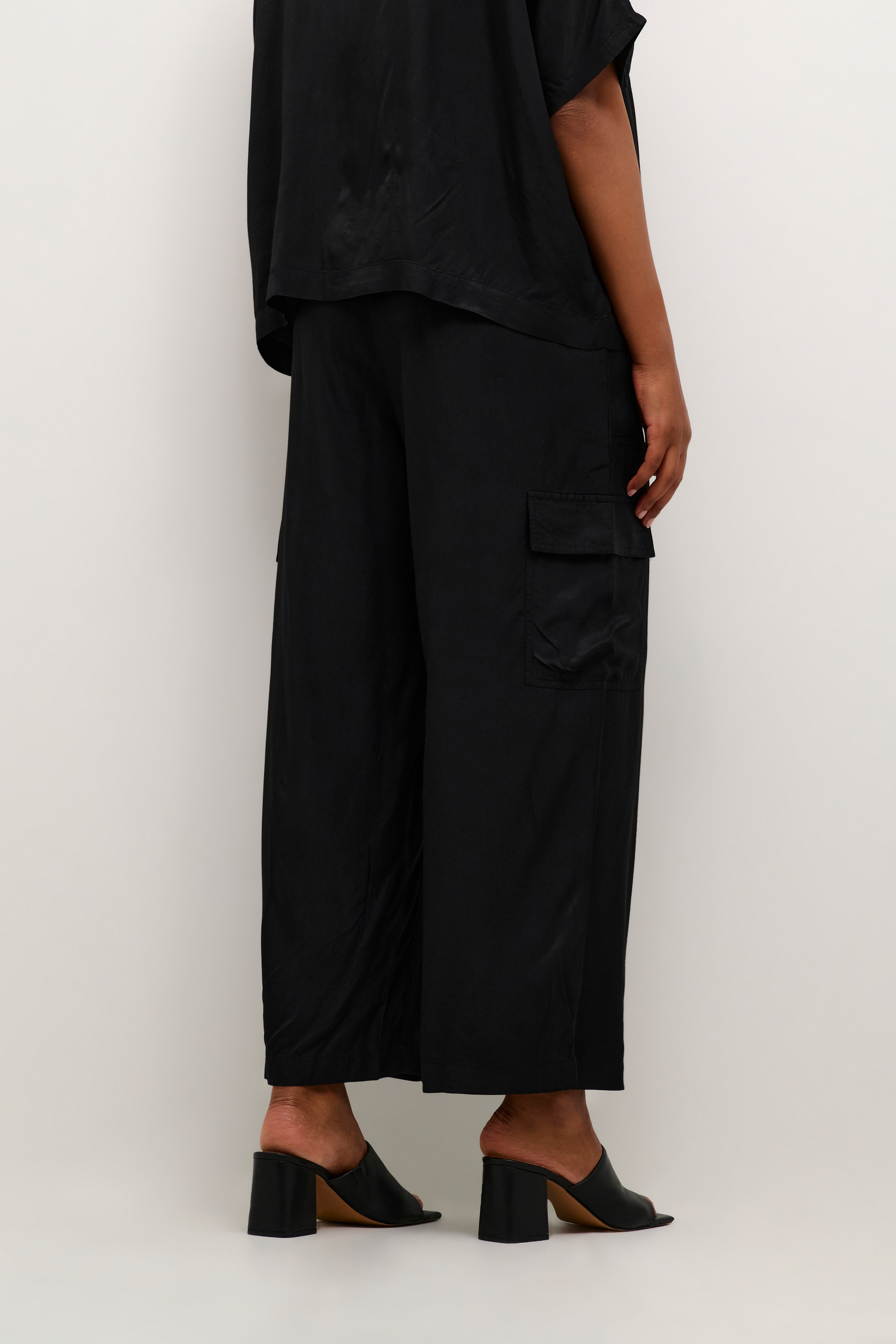 KAdicte Bukser LOOKBOOK BACK 10507460-100121