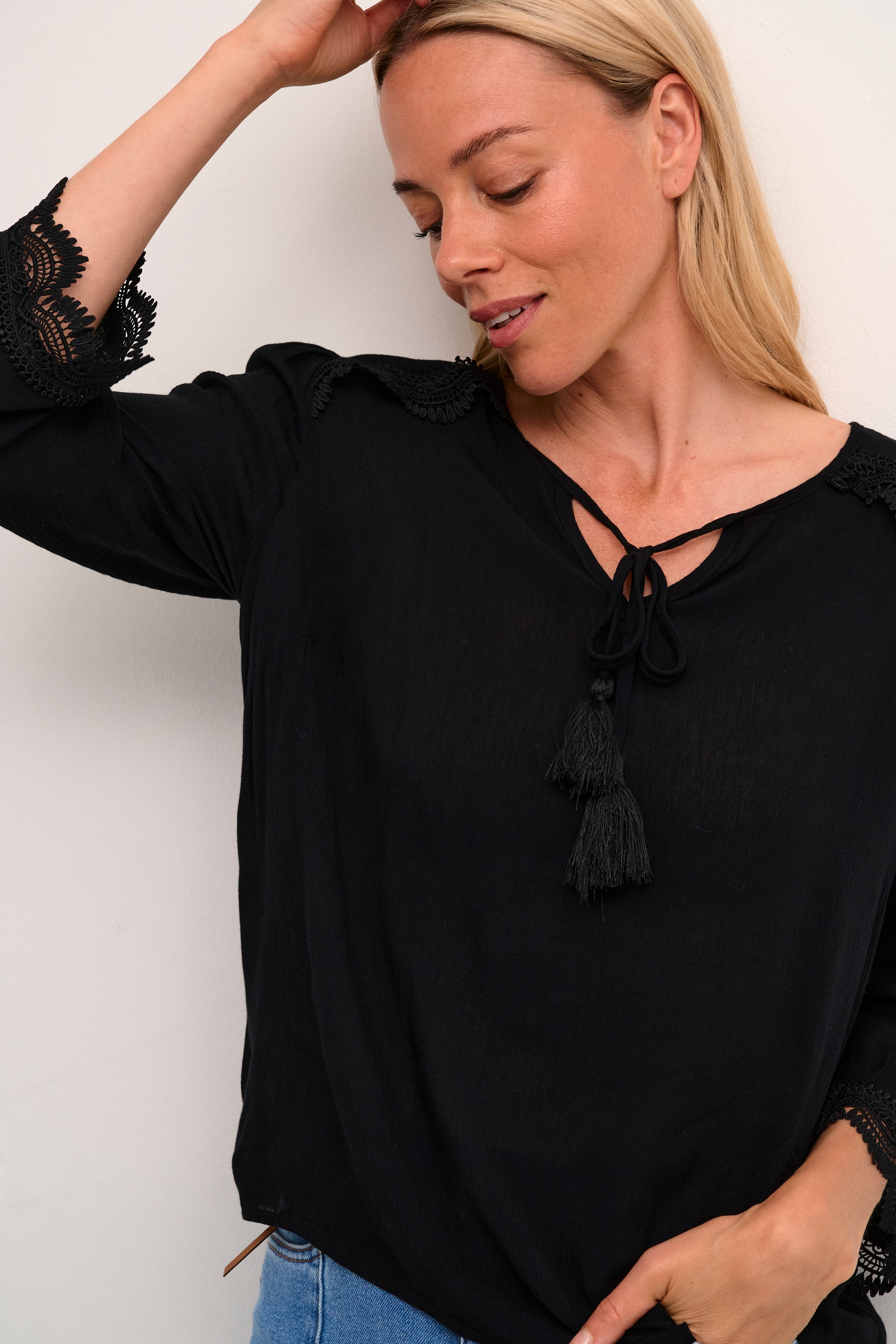 CRBea Blouse LOOKBOOK DETAIL 10612186-100120