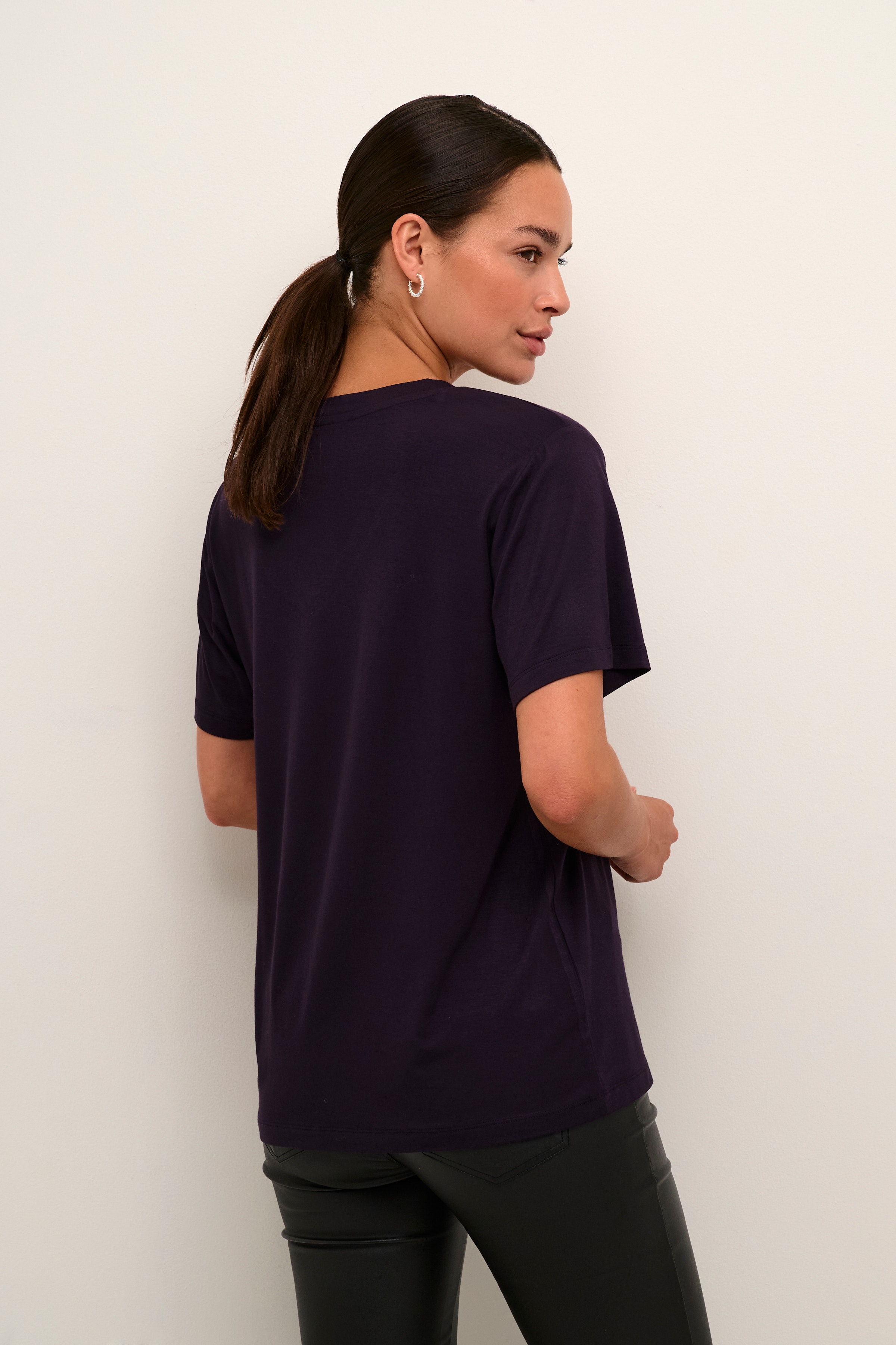 KAfrida T-shirt LOOKBOOK BACK 10508581-106557