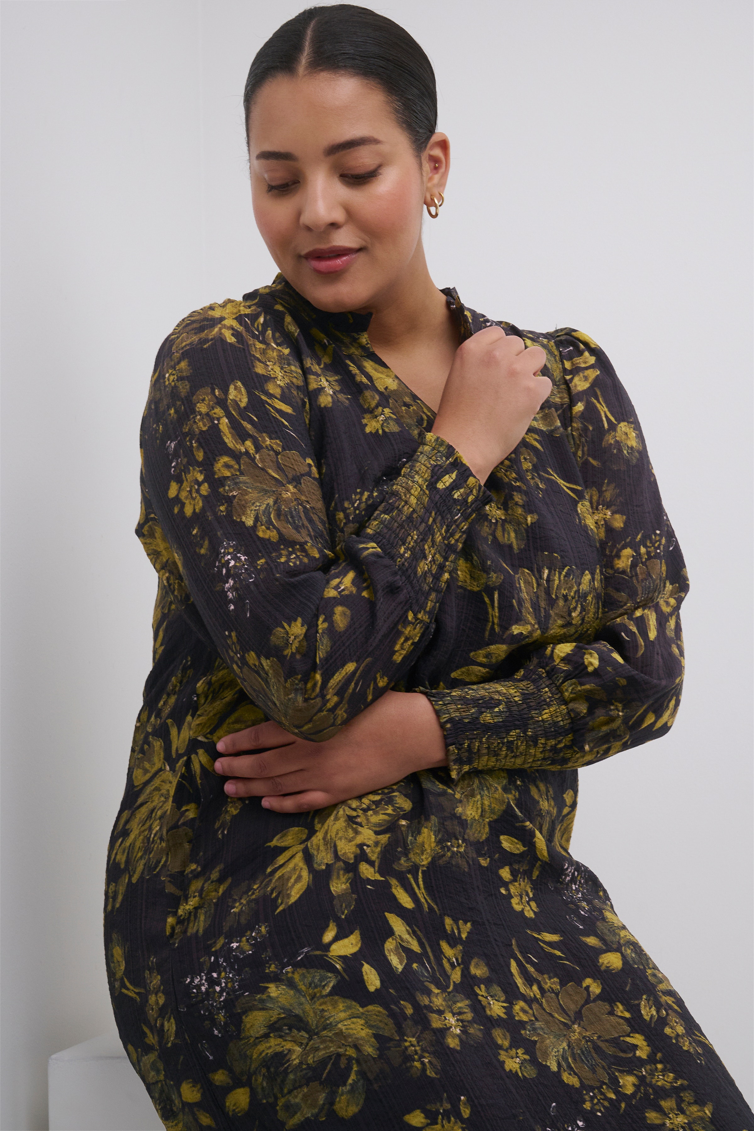 KCkajana Kleid LOOKBOOK DETAIL 10581874-104999