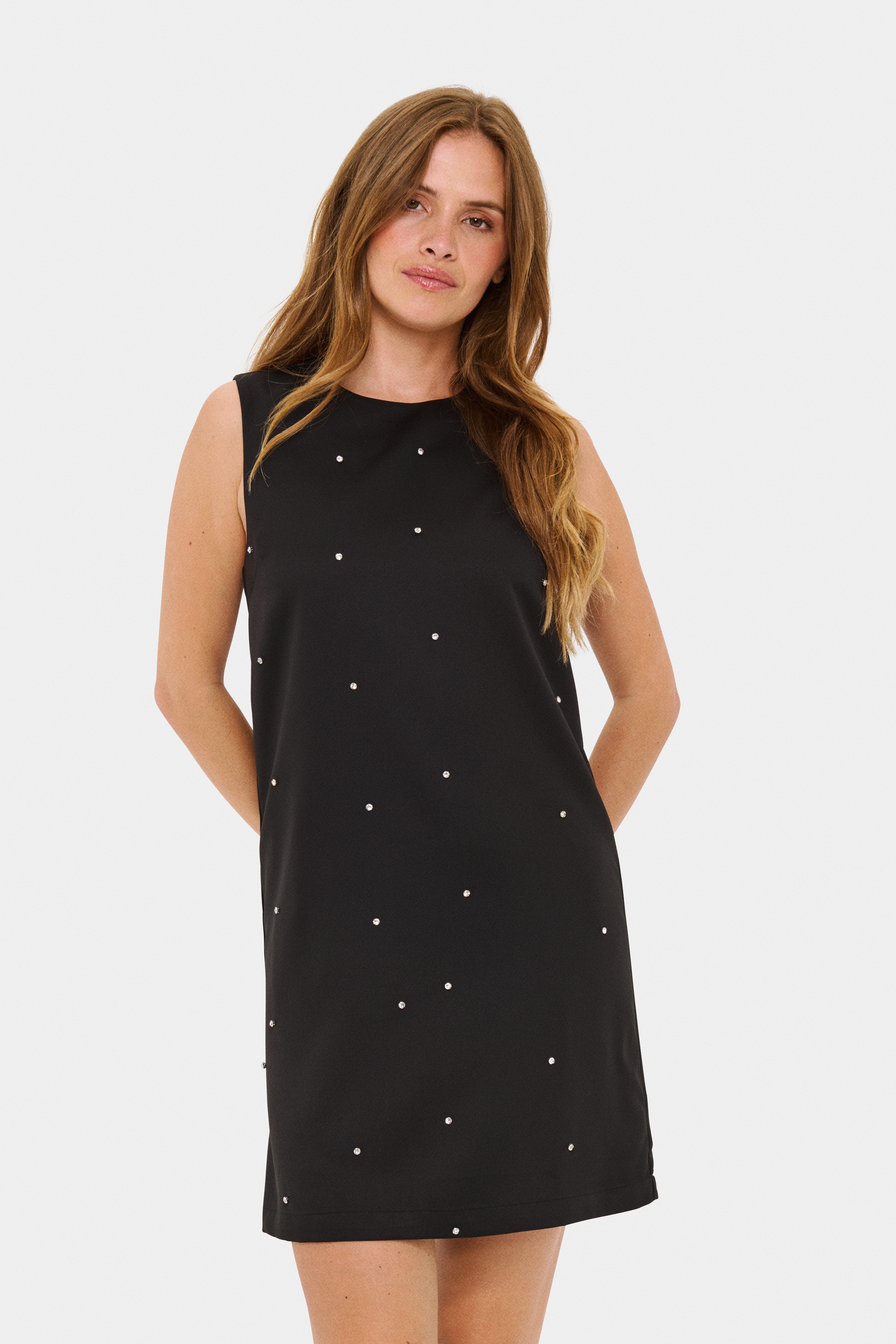 NikitaSZ Dress LOOKBOOK FRONT 30514564-193911