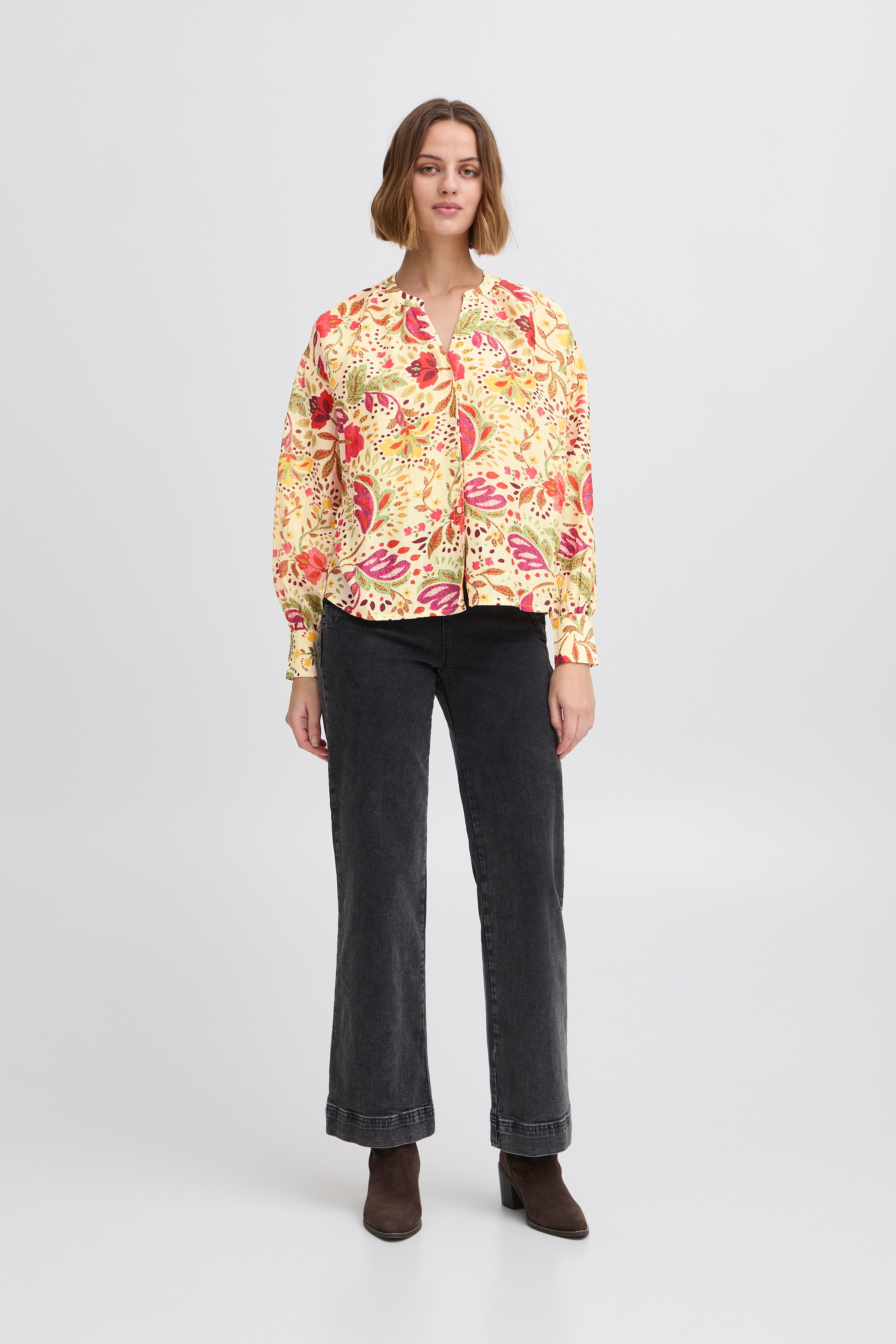 IRTHEA Long sleeved shirt LOOKBOOK FRONT 20122413-141209