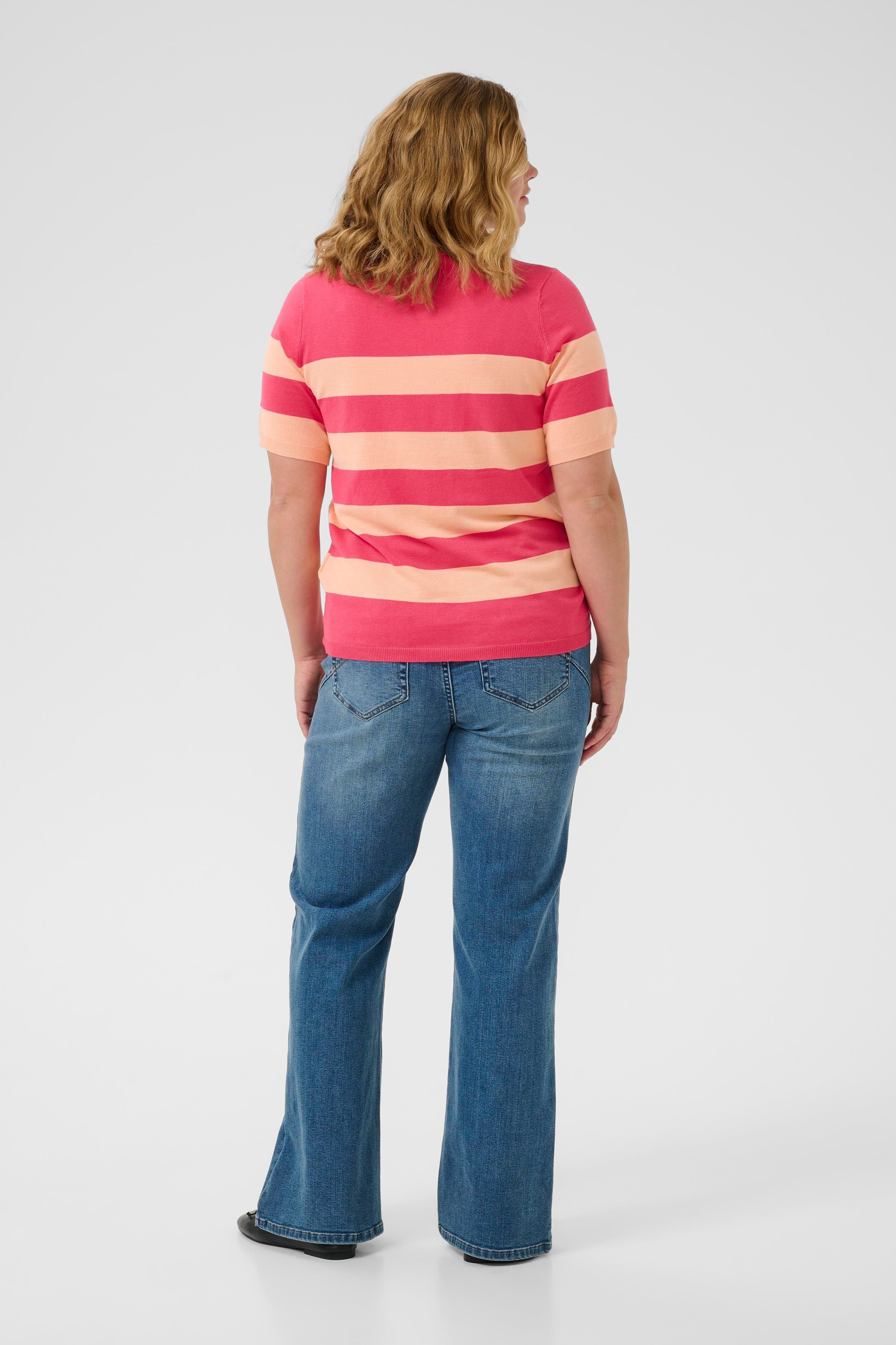 KClizzy Pullover LOOKBOOK FRONT 10582914-107872