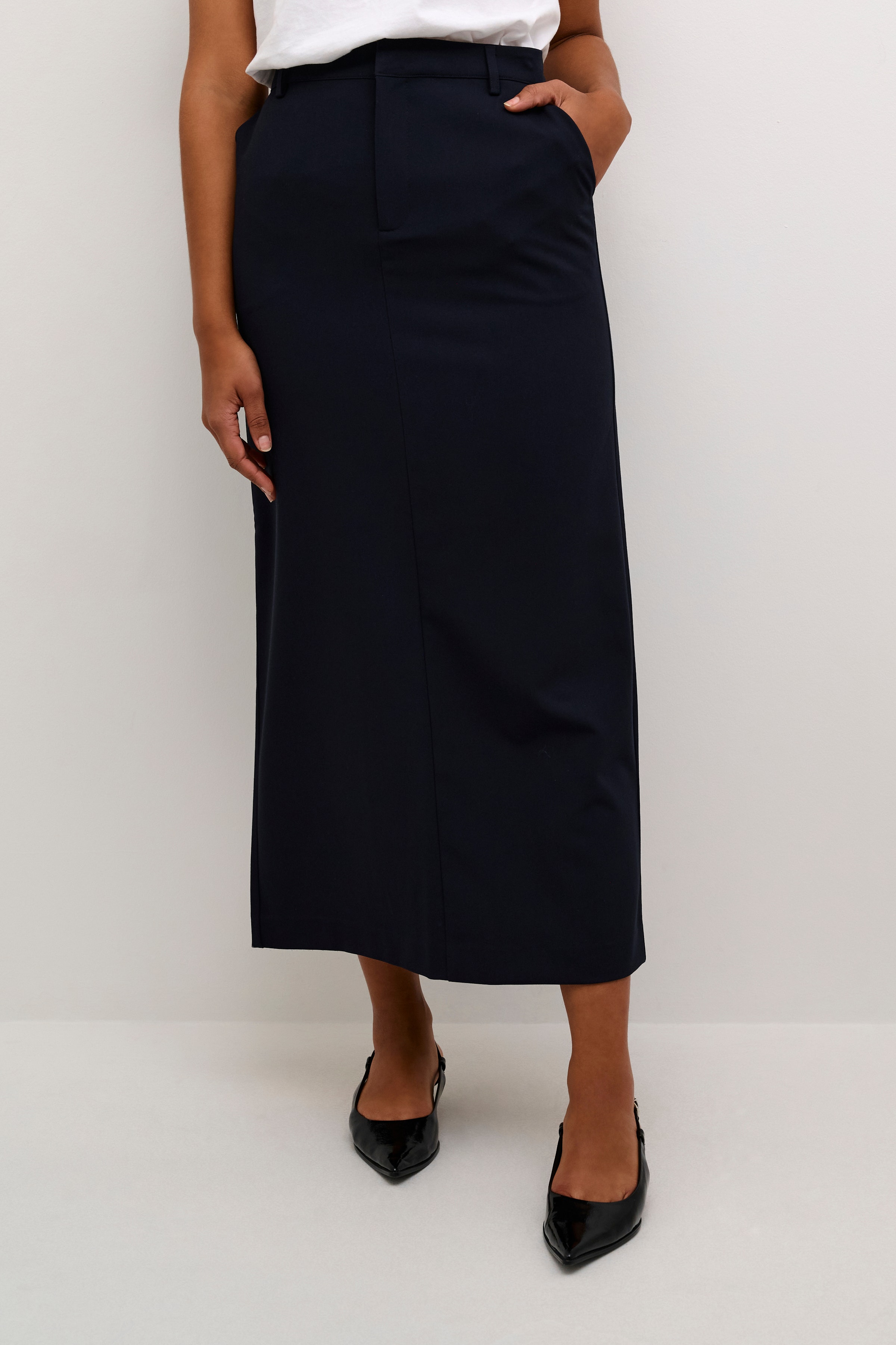 KAsakura Skirt LOOKBOOK FRONT 10552310-194020