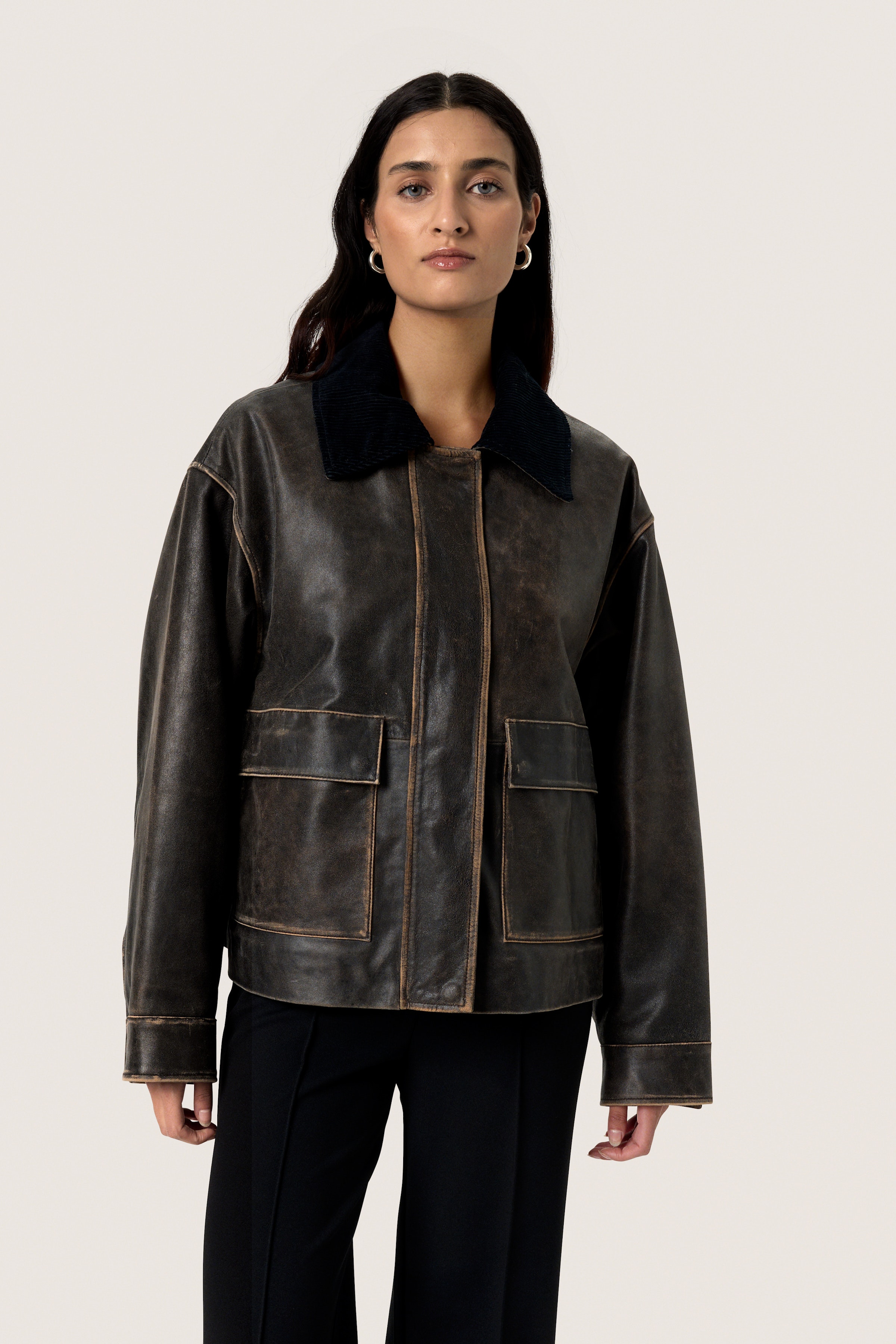 SLFiorella Skinnjacka LOOKBOOK FRONT 30408691-191109