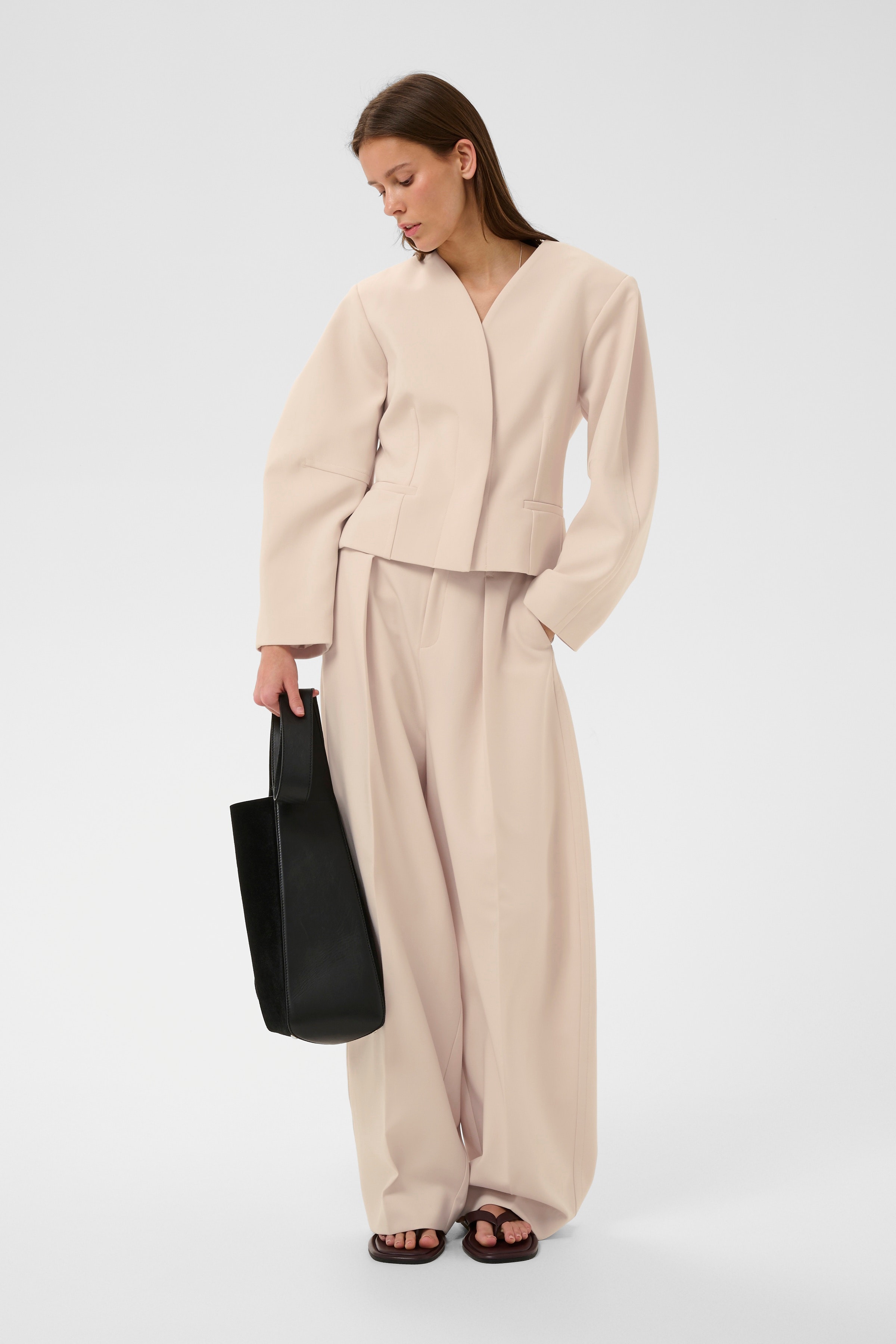 CHAYCEIW Blazer LOOKBOOK DETAIL 30112373-130403