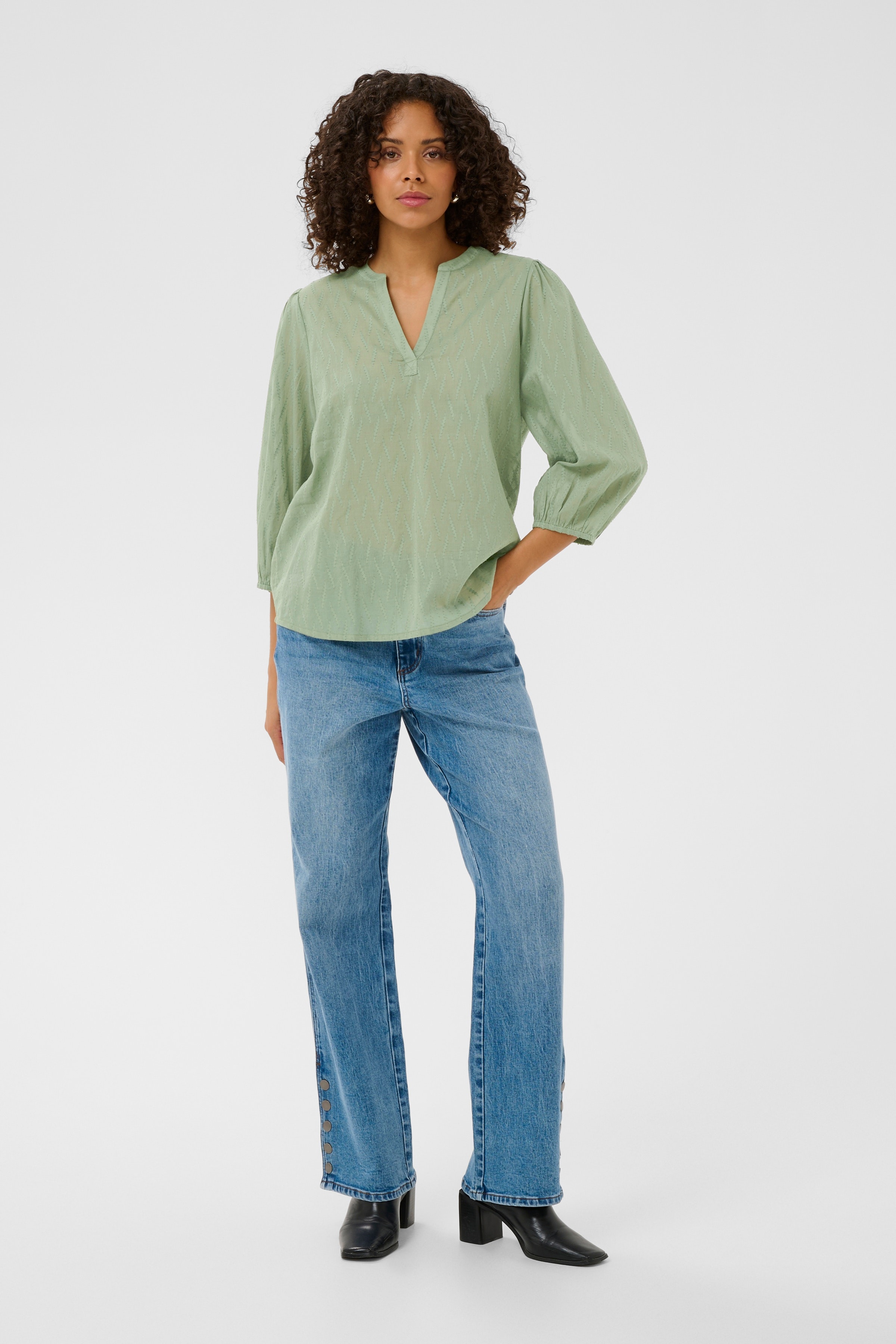 KAgabriela Blouse LOOKBOOK FRONT 10511578-176212