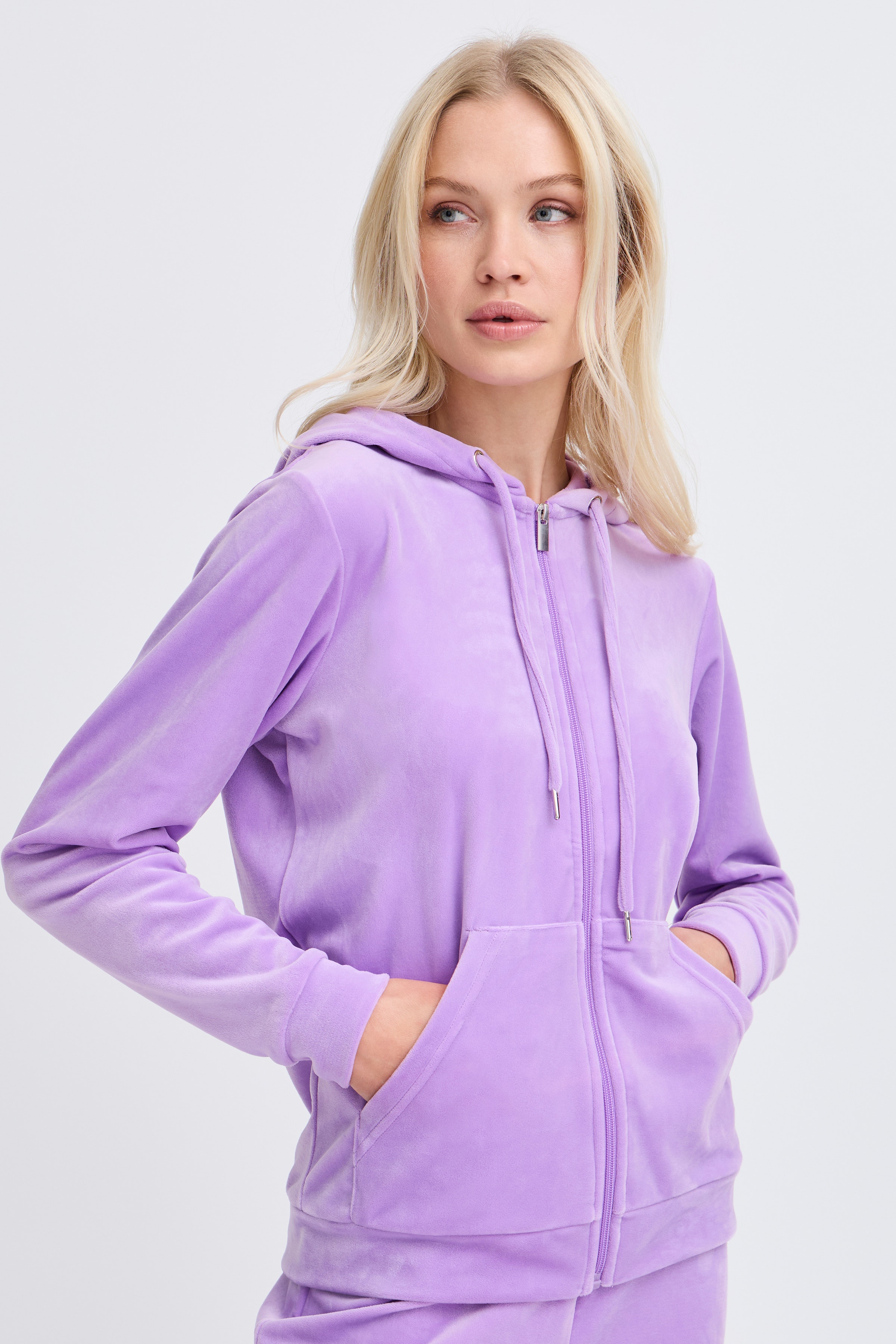 BYMITZA Jogging suit LOOKBOOK DETAIL 20810786-173617