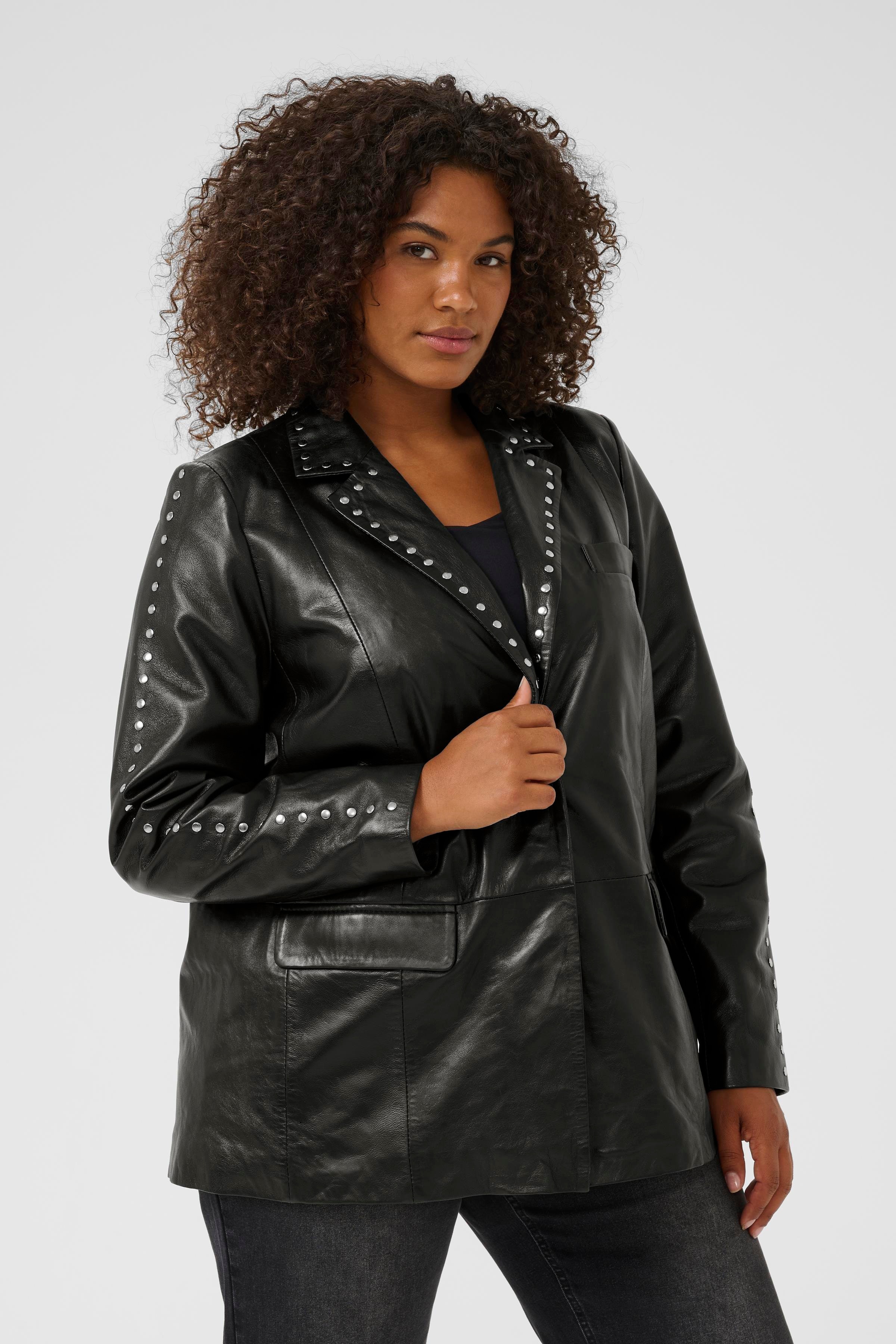 KCtera Blazer LOOKBOOK FRONT 10583695-100121