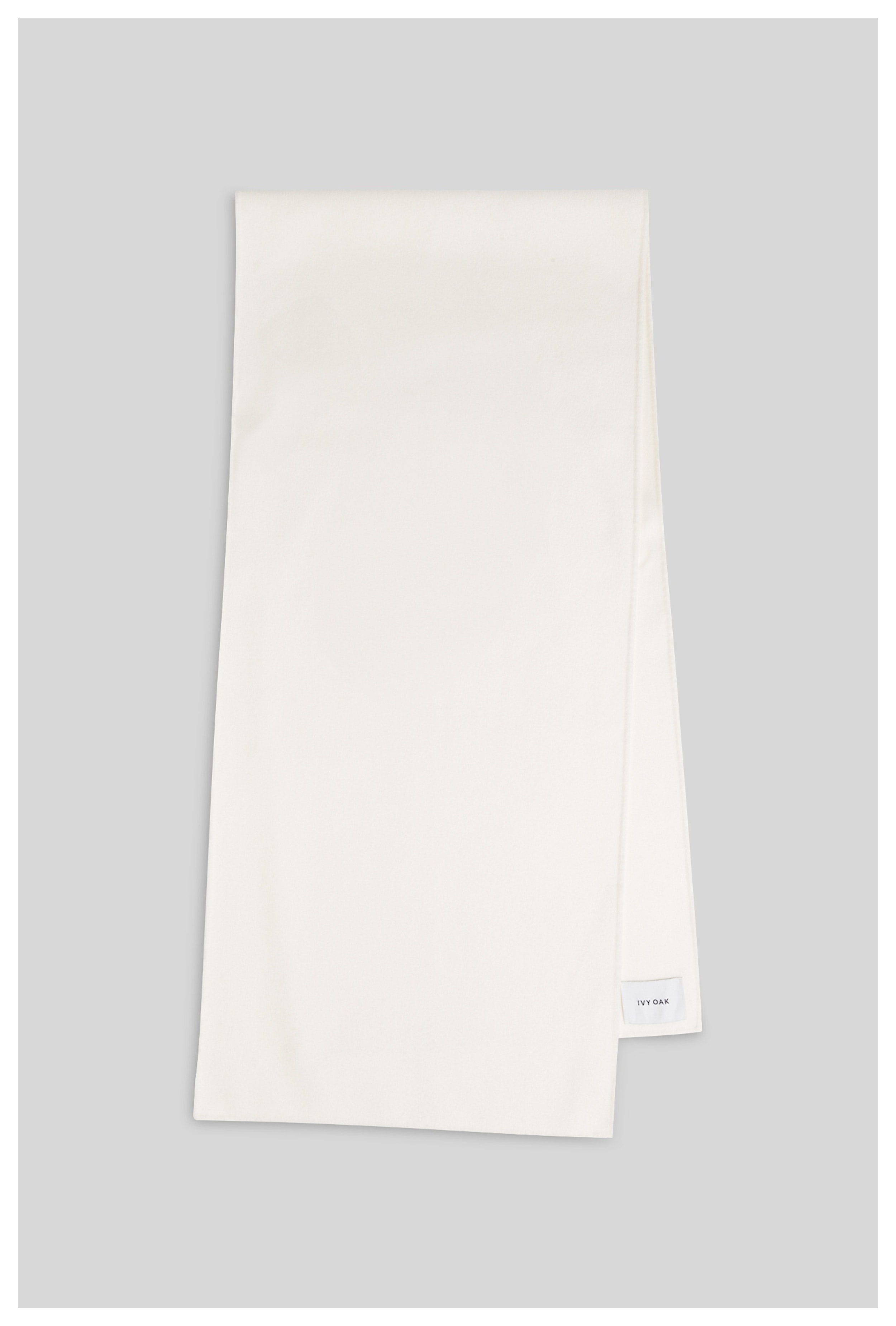 AMY Scarf PACK FRONT 30600775-WH015