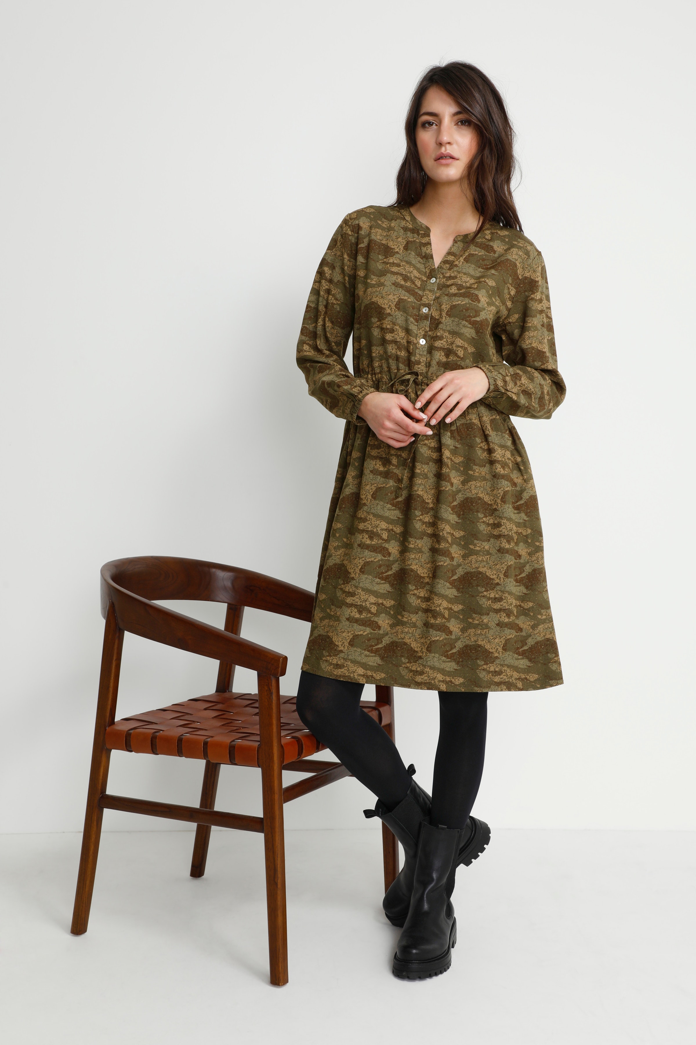 CRVimma Kleid LOOKBOOK DETAIL 10610671-103391