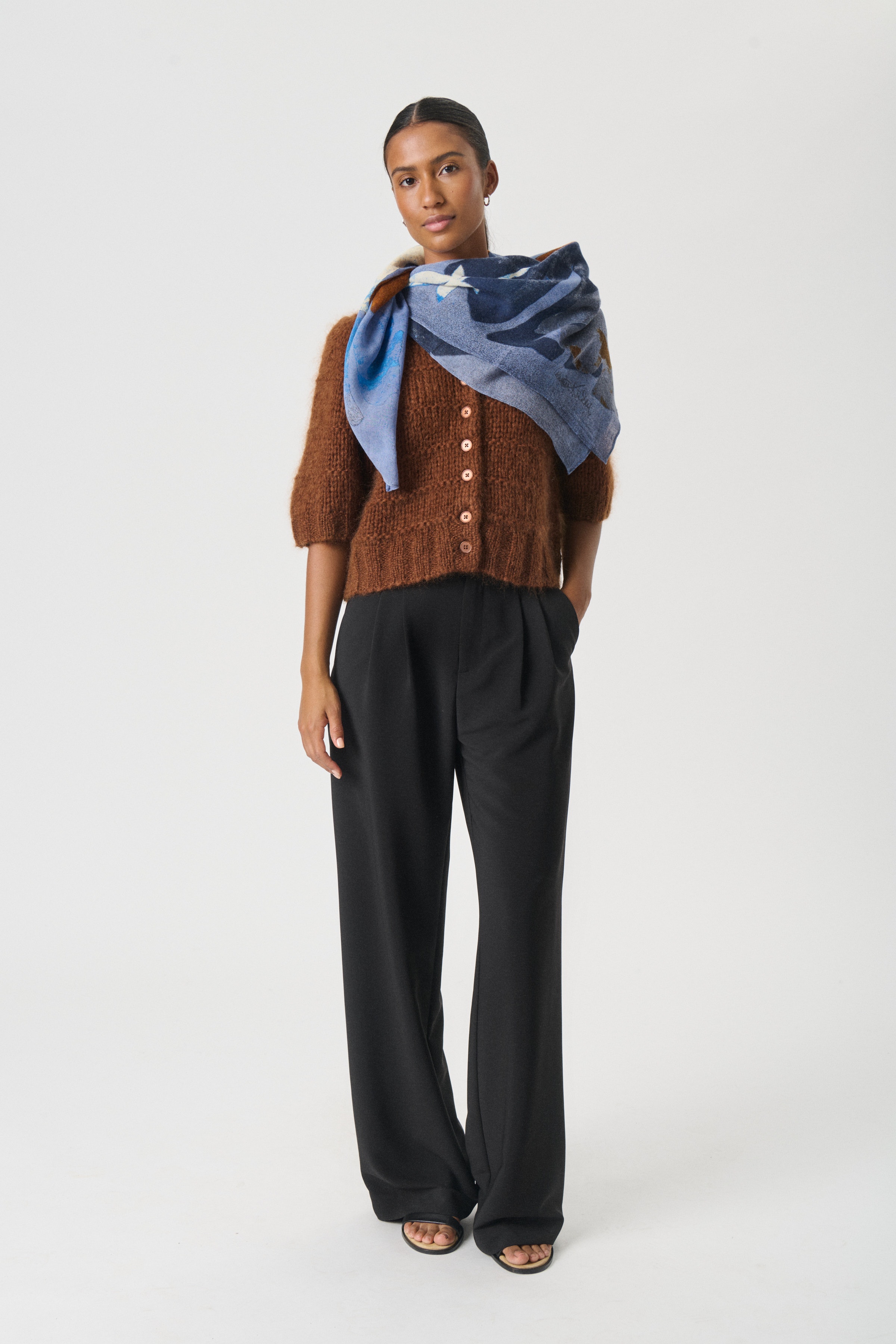 FelisiaPW Tuch LOOKBOOK FRONT 30309166-304434