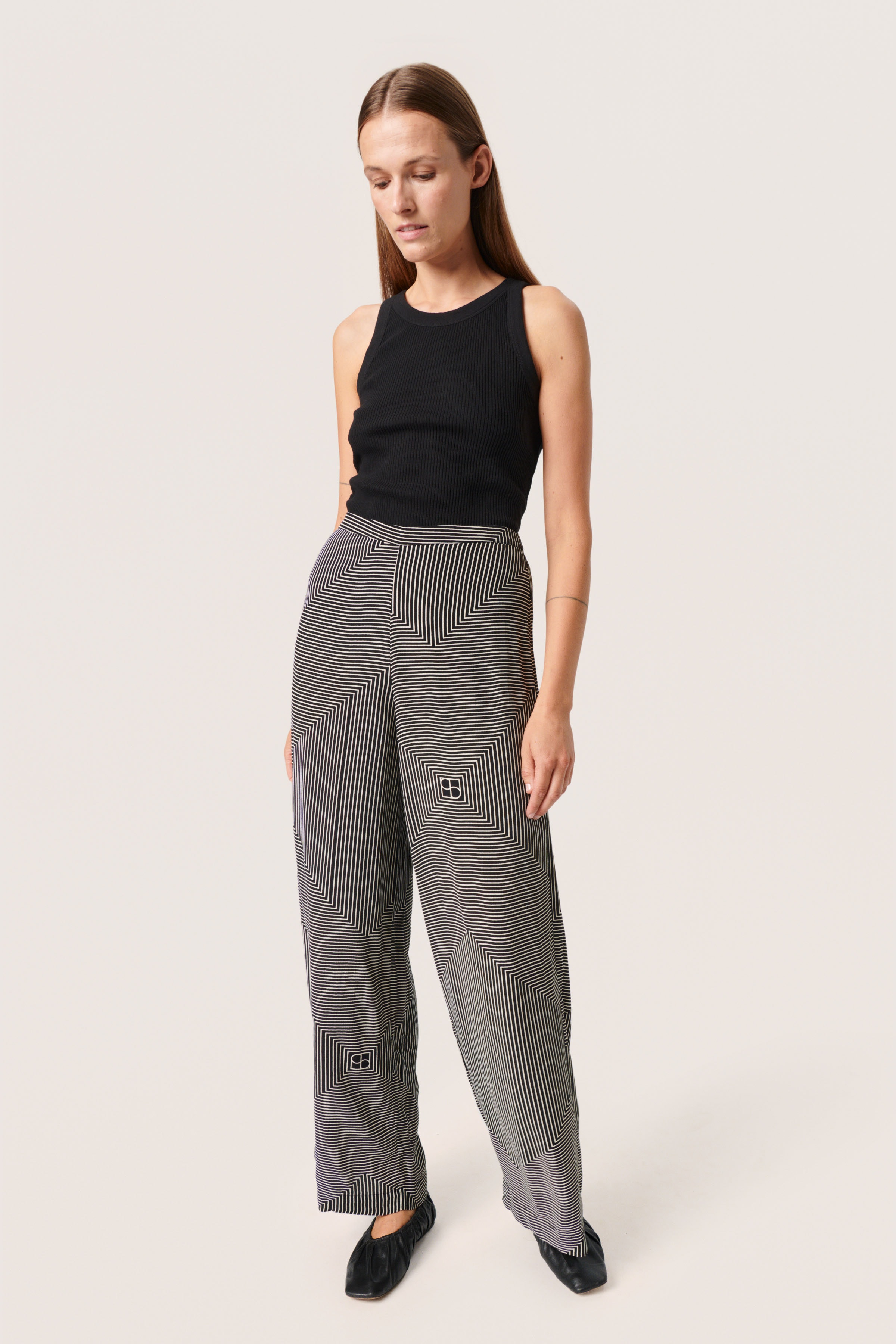 SLMolly Trousers LOOKBOOK FRONT 30407285-302692