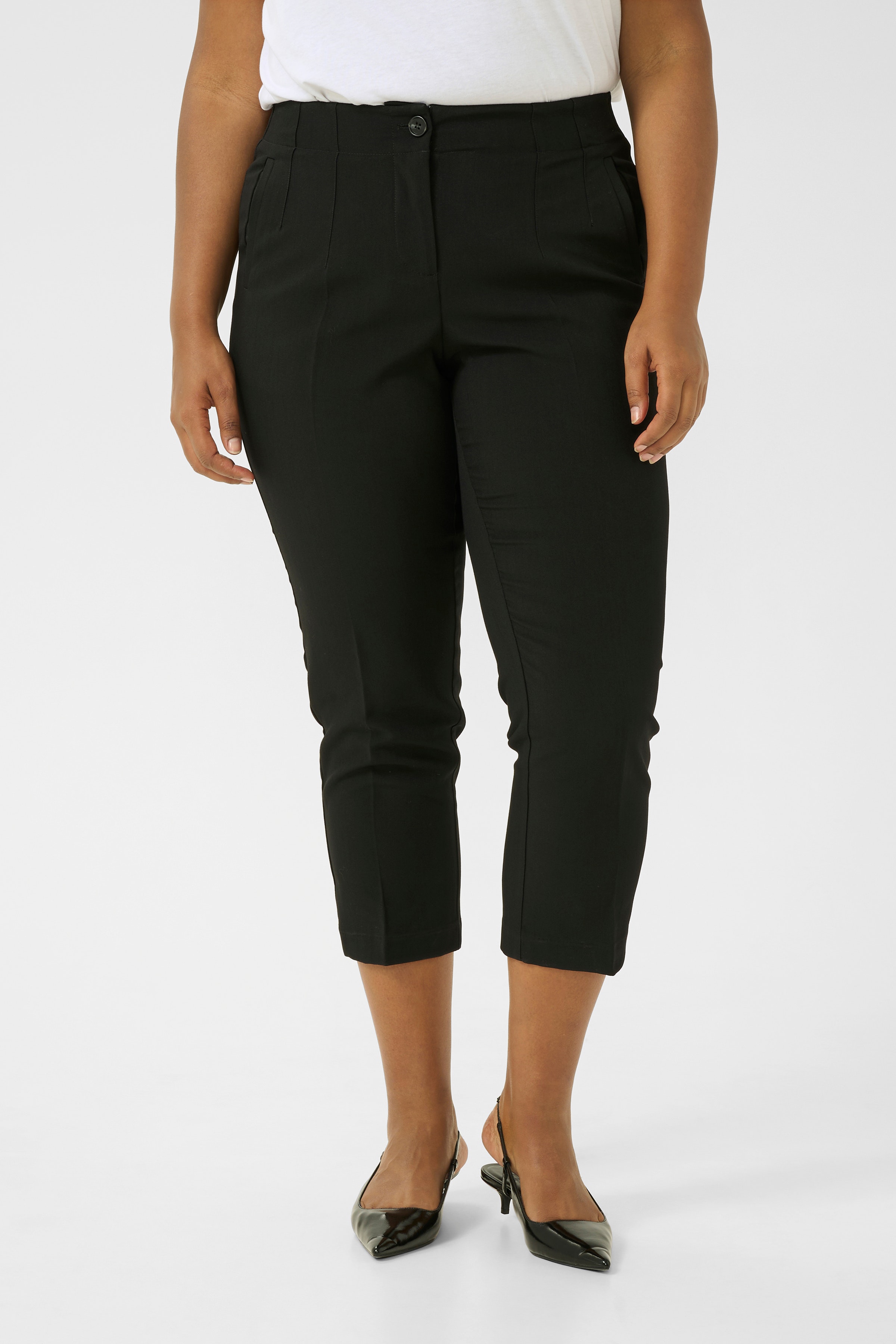 KCella Trousers LOOKBOOK FRONT 10582382-100121