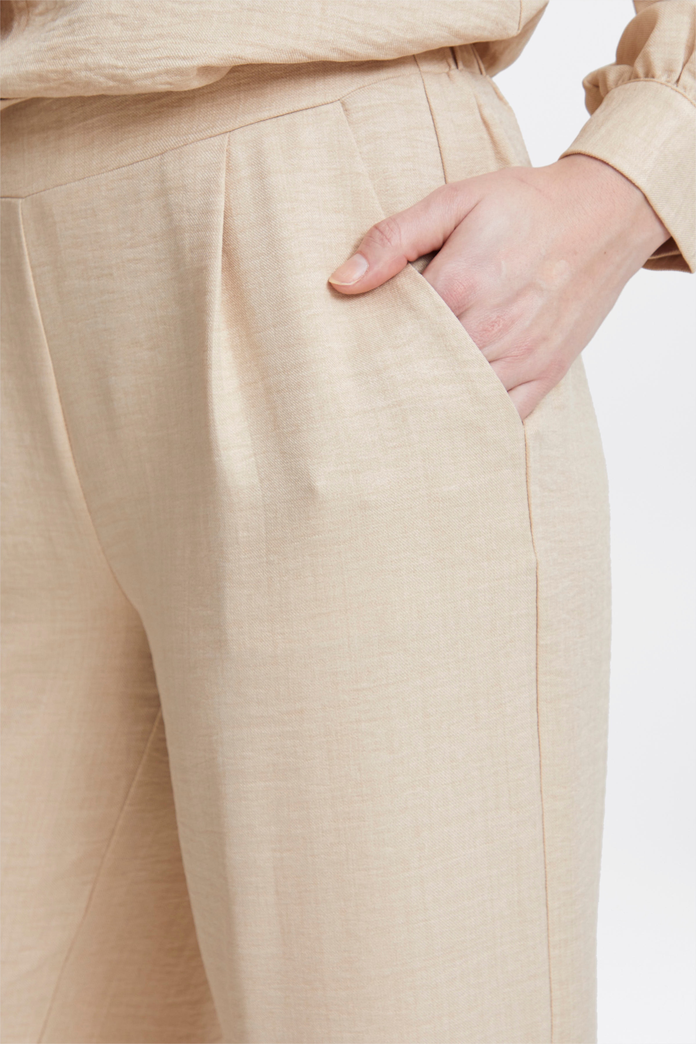 FXDENISA Hose LOOKBOOK DETAIL 20615309-201450