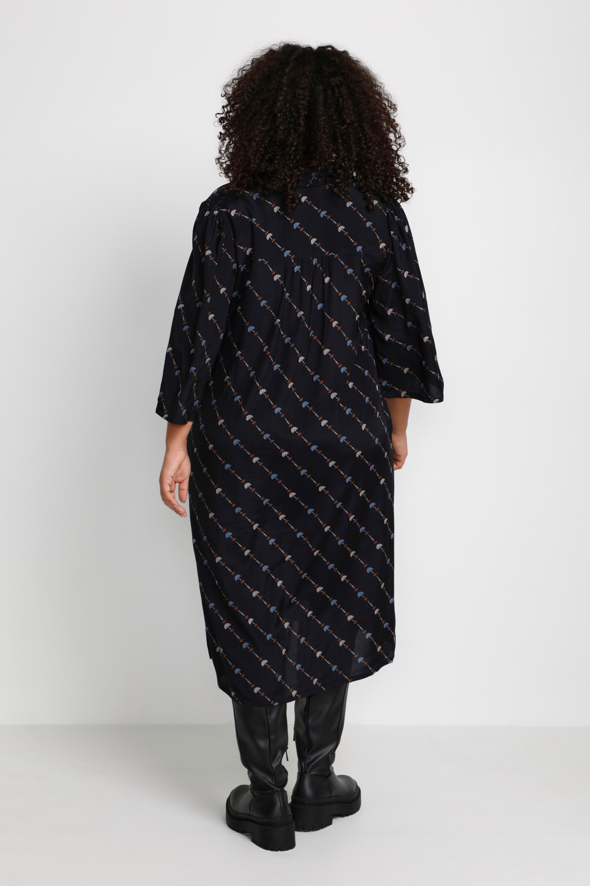 KClinoma Jurk LOOKBOOK BACK 10581114-103291