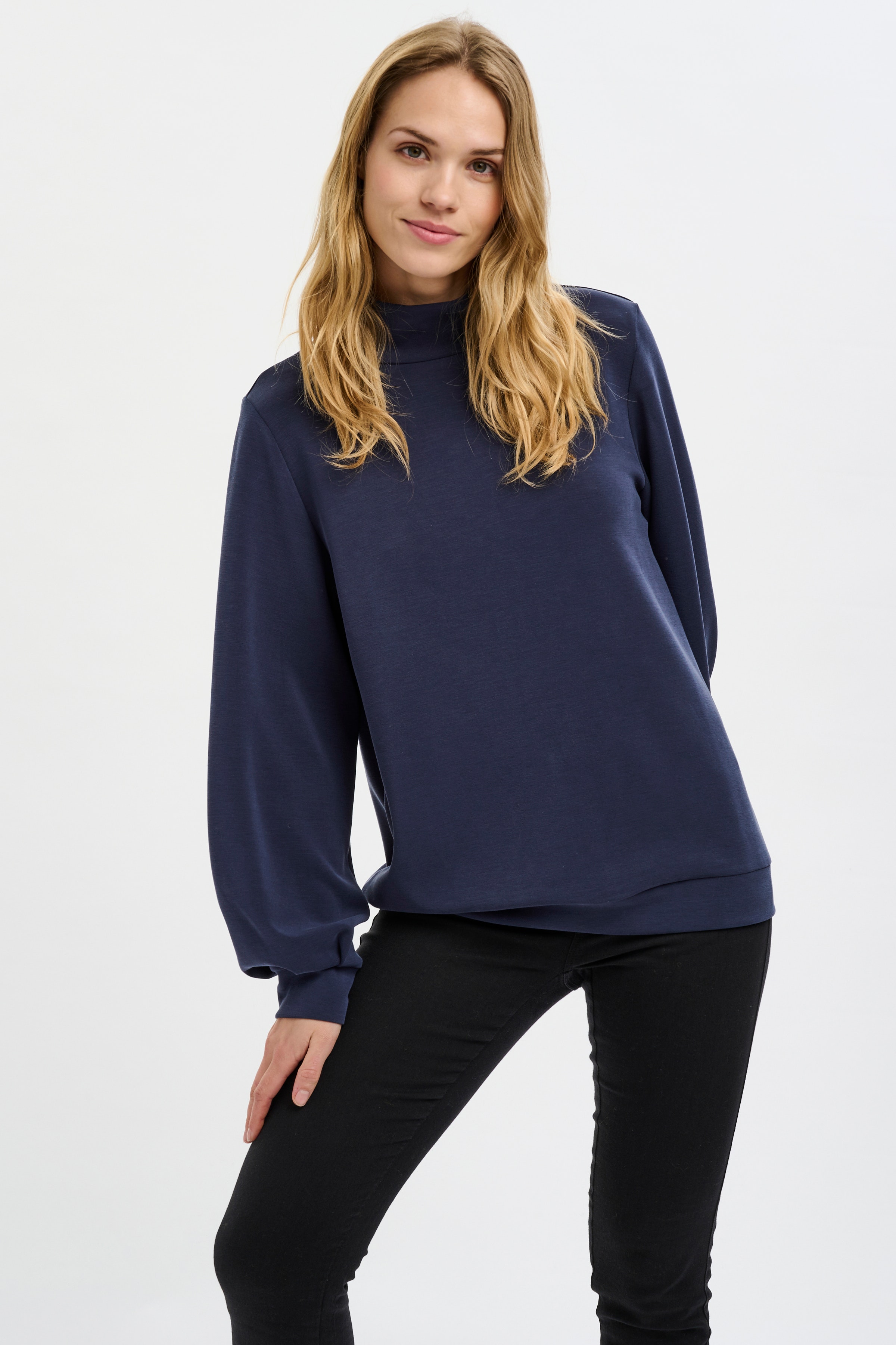 KAedala Sweatshirt LOOKBOOK FRONT 10505646-194020