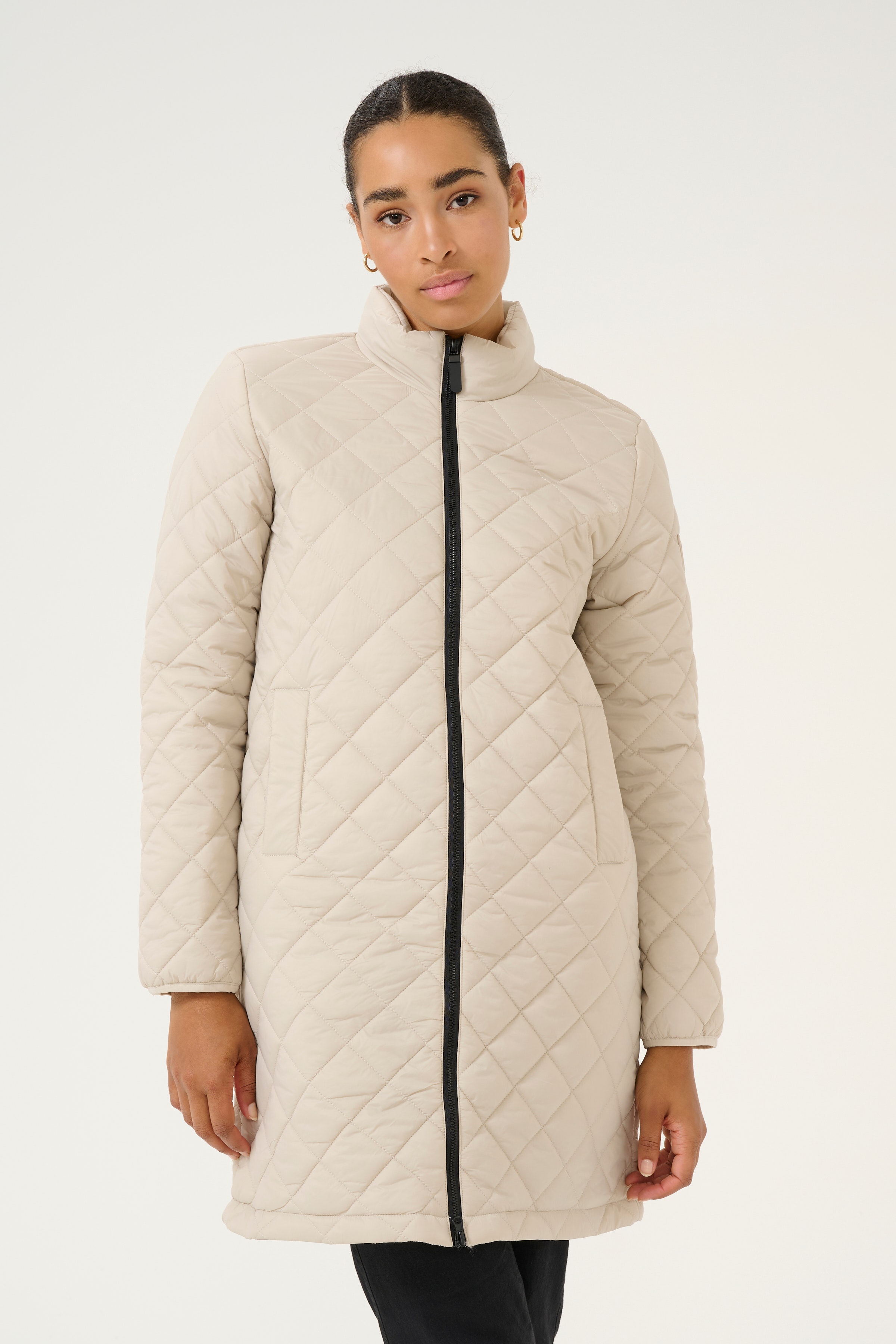 KAloreen Kåpe LOOKBOOK FRONT 10509472-151305