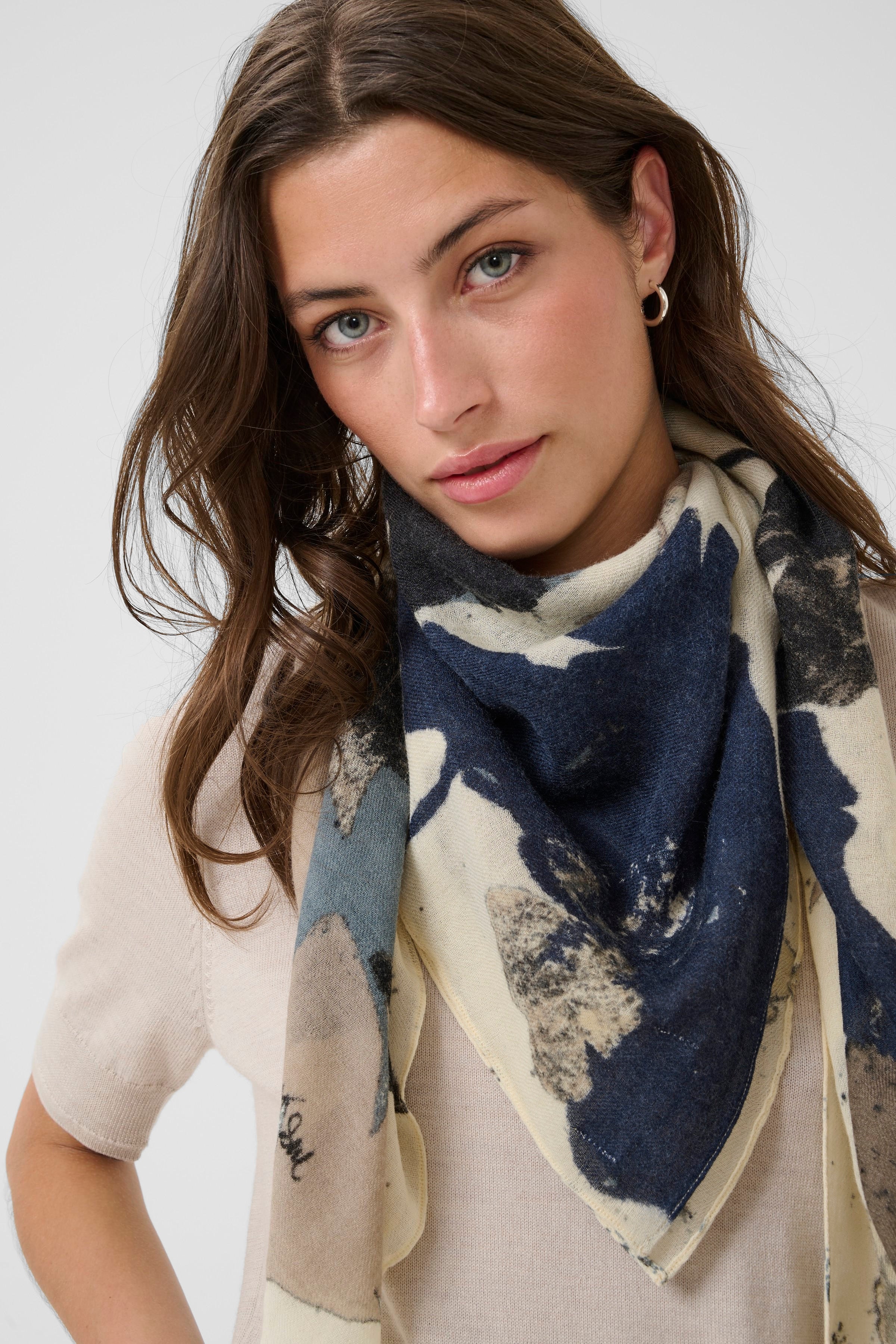 FelisiaPW Tuch LOOKBOOK DETAIL 30309166-304613