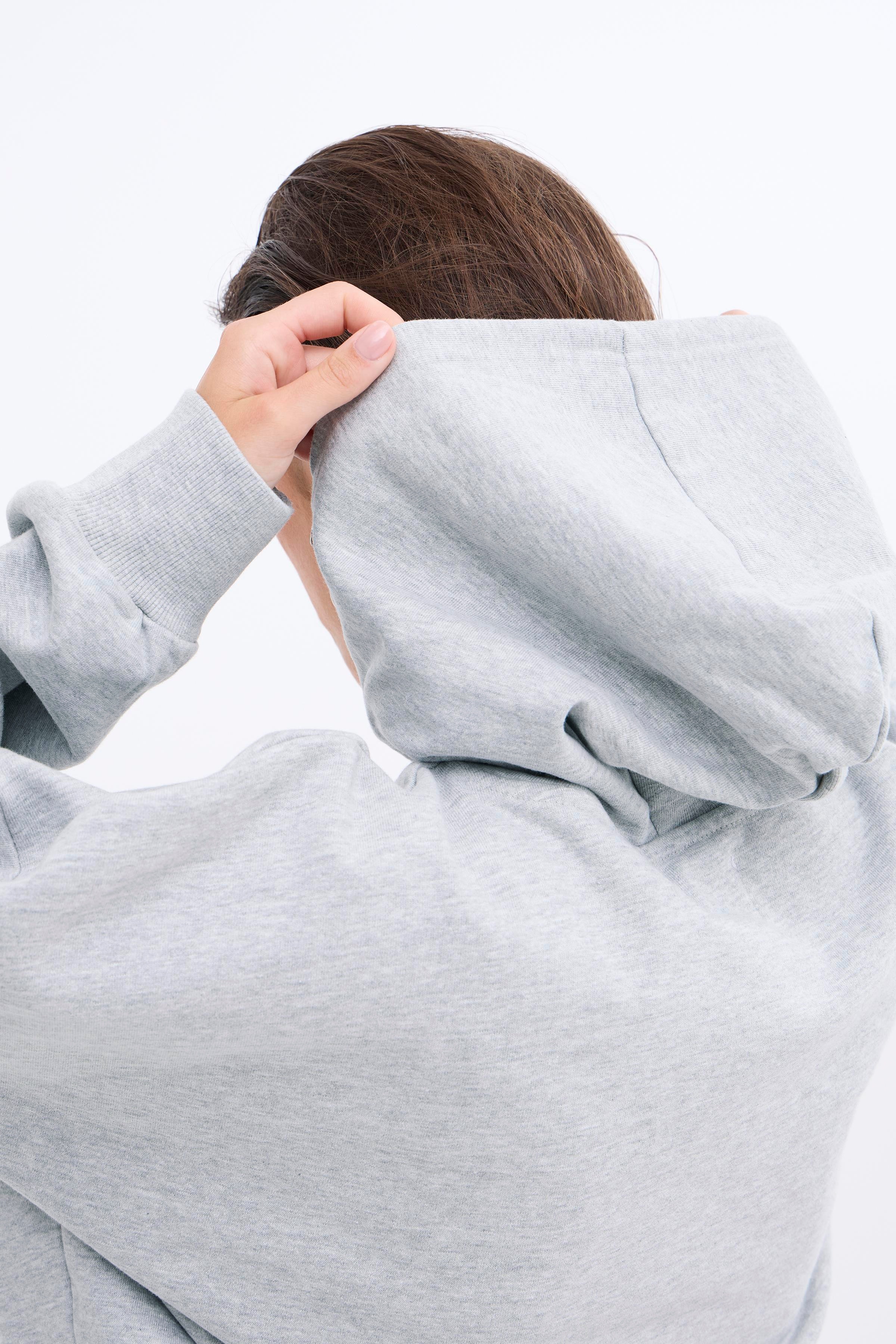 BALL LOGO HOODIE LOOKBOOK DETAIL 50405222-B1016