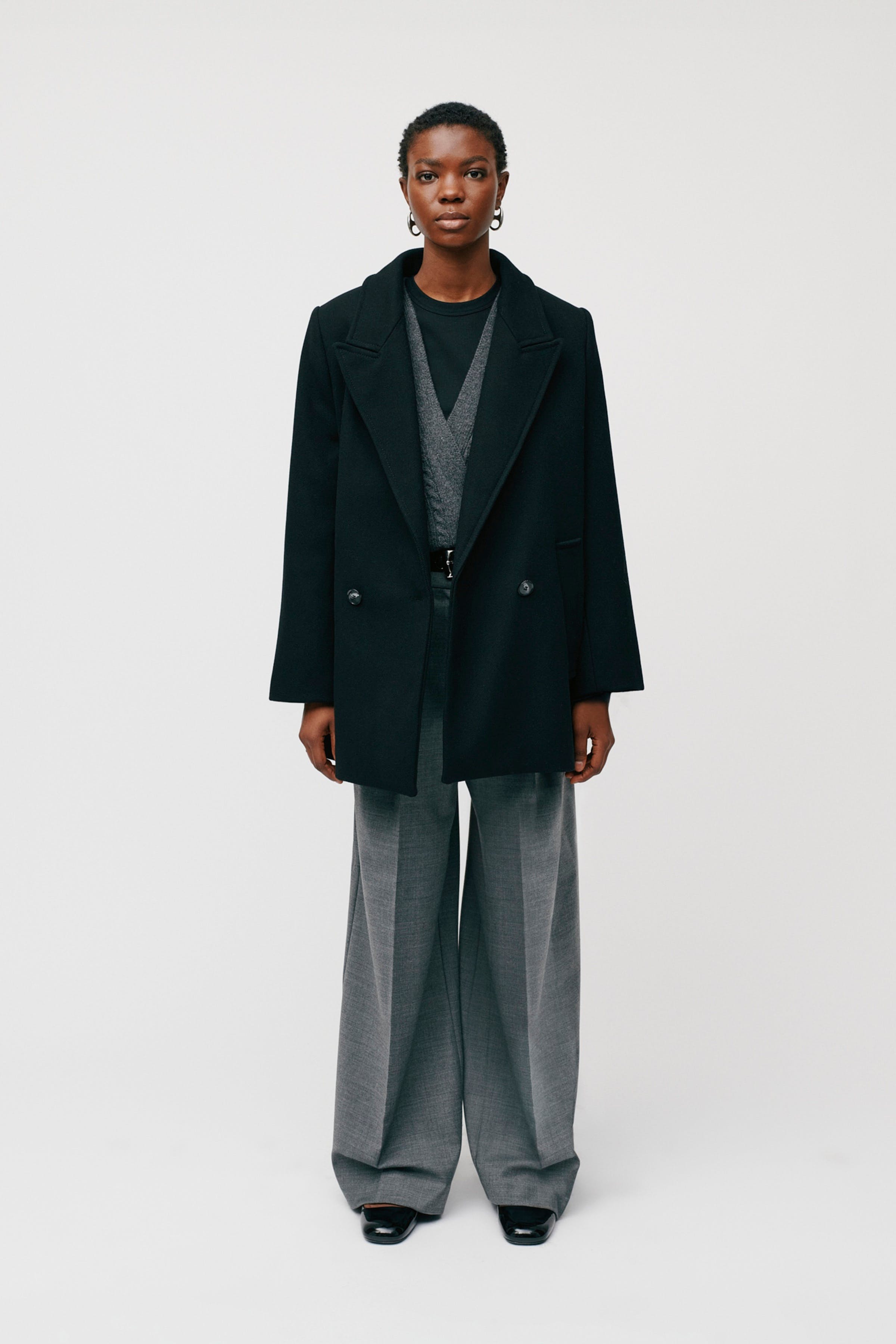 JENNA Coat LOOKBOOK FRONT 30600418-BK999