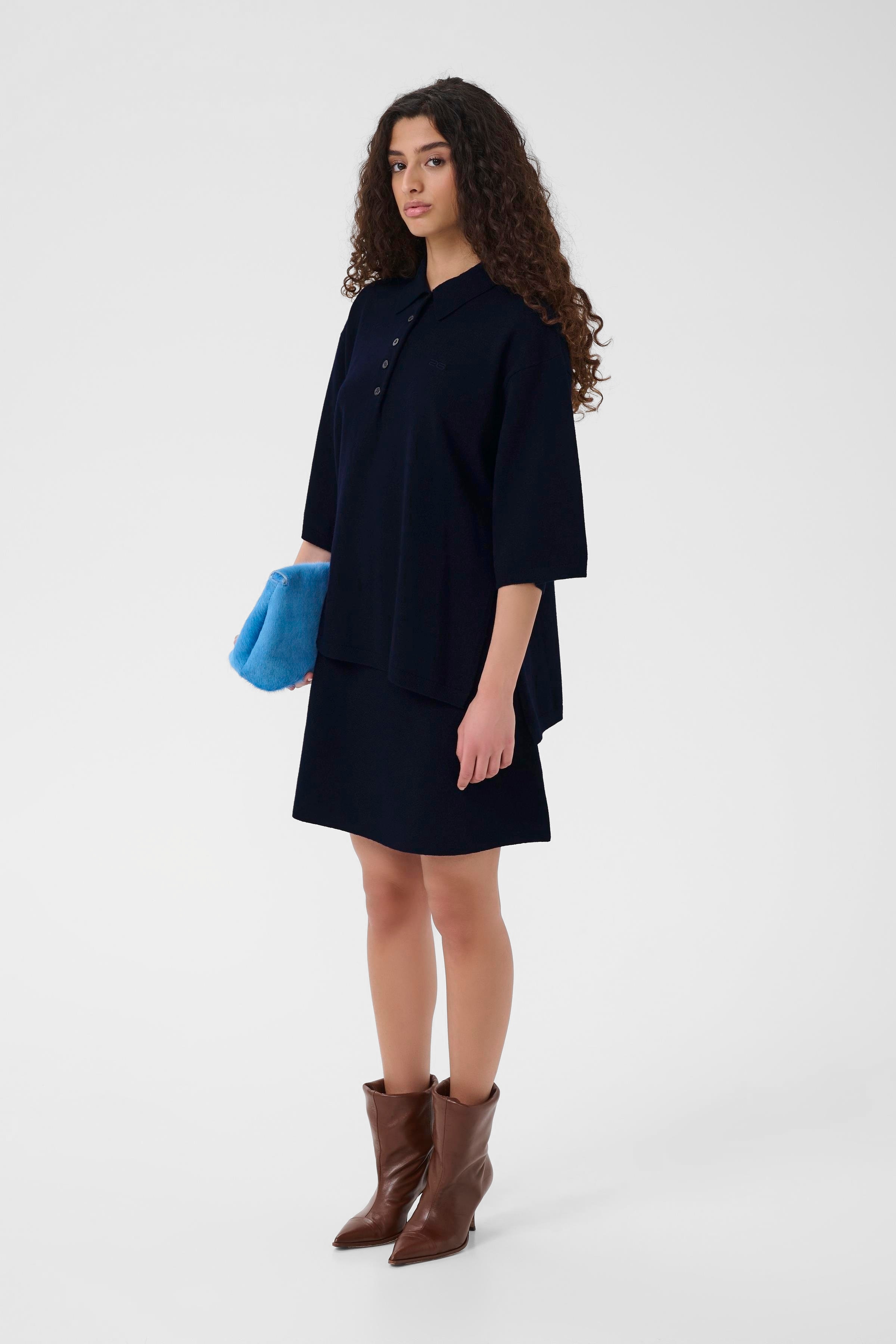 GZmanzi Skirt LOOKBOOK FRONT 10910932-193922