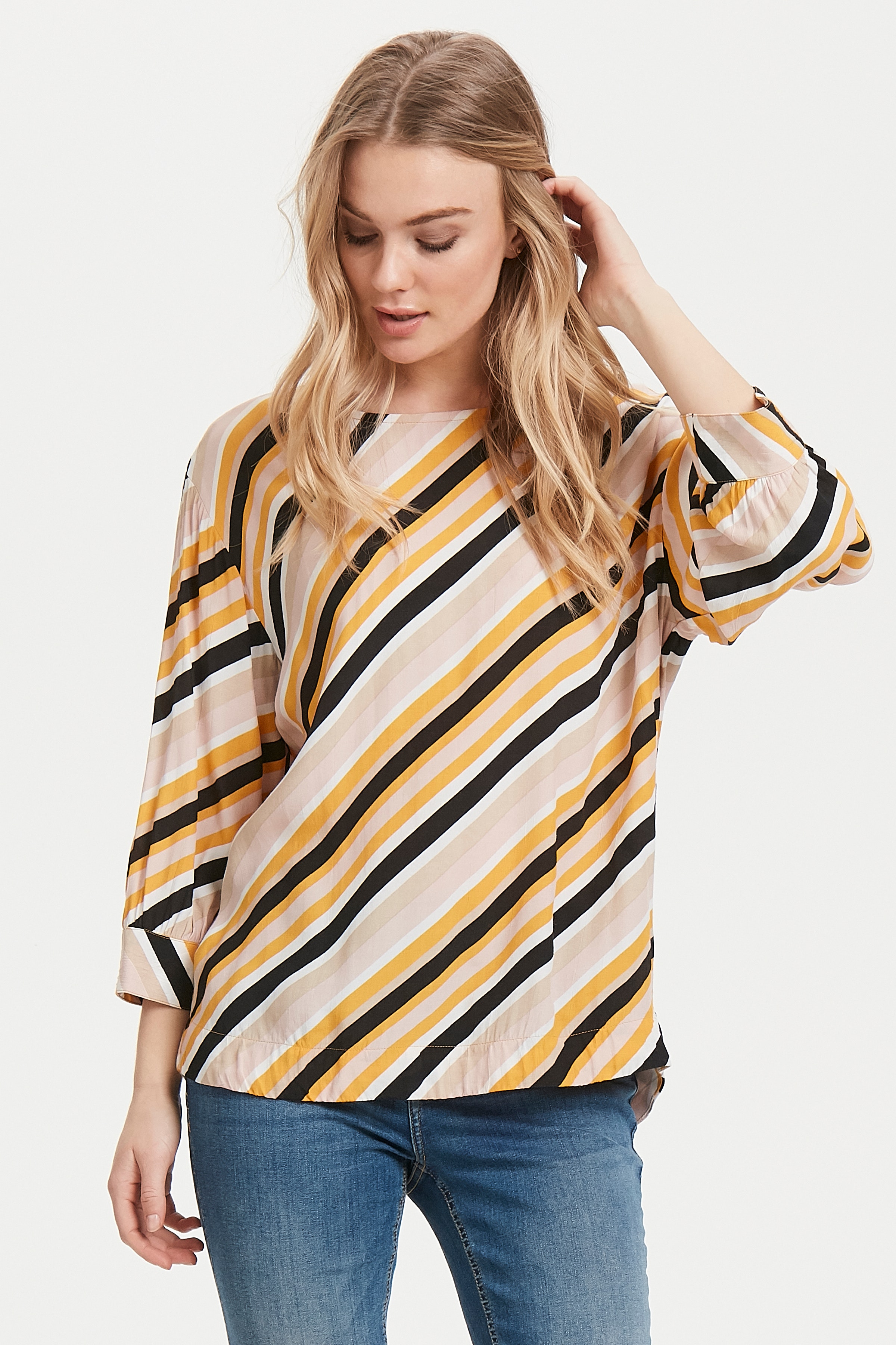 Blouse with short sleeve LOOKBOOK FRONT 20805670-80032