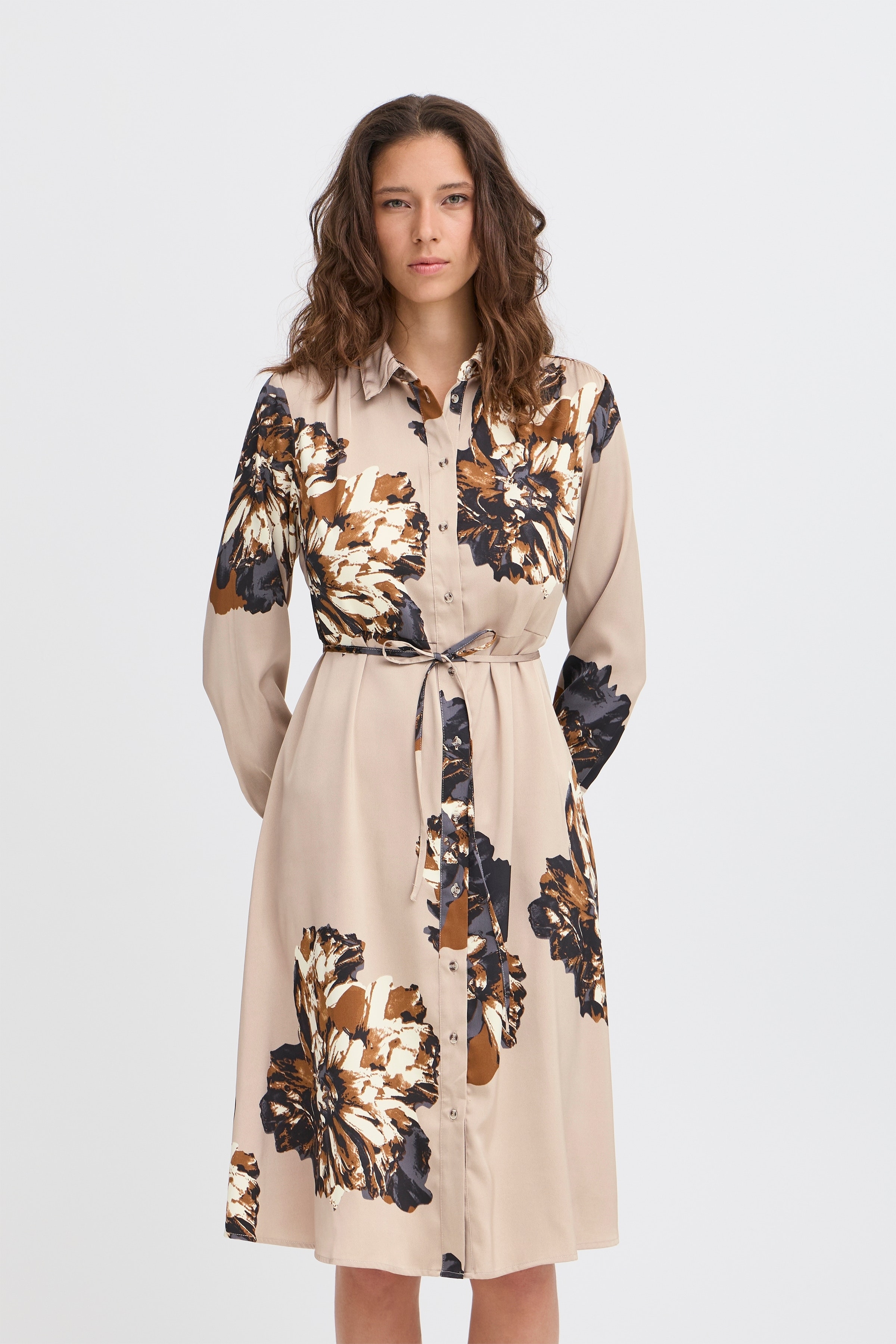 BYJANNIKE Dress LOOKBOOK FRONT 20818137-900002191