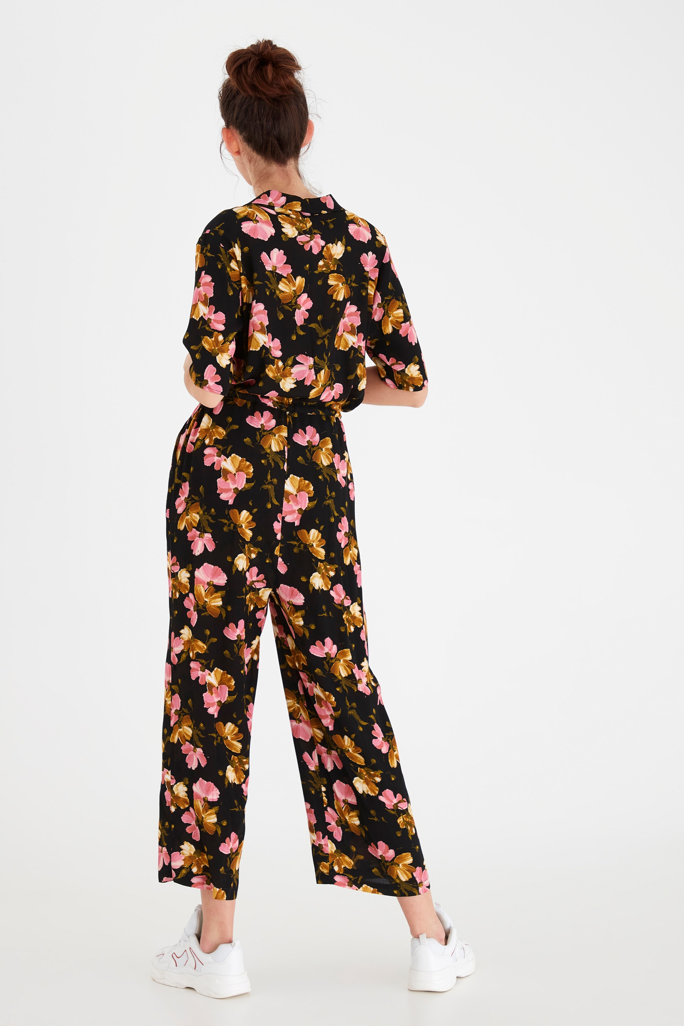 Jumpsuit LOOKBOOK BACK 20112204-194008