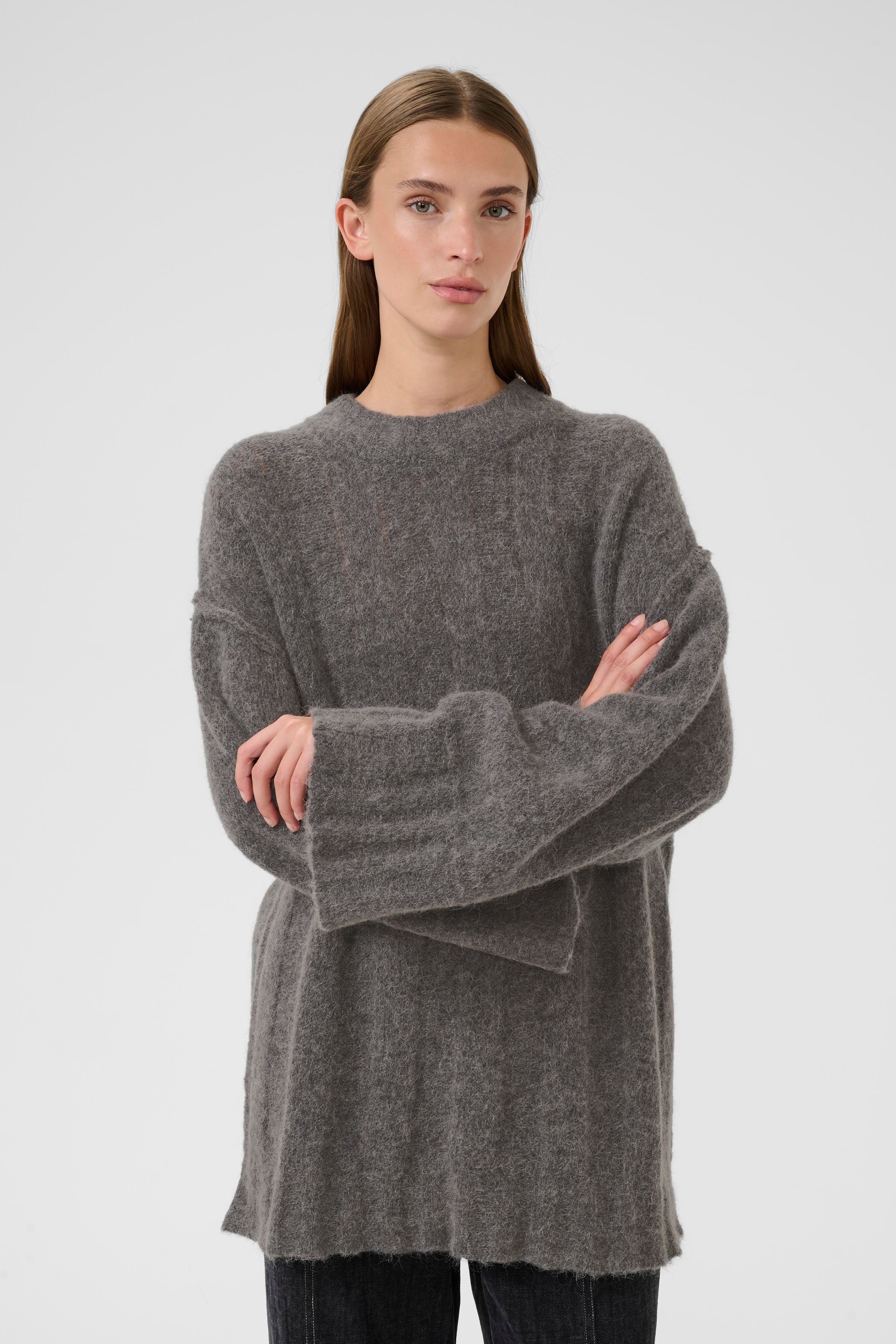 KBBlake Pullover LOOKBOOK FRONT 10105593-103422