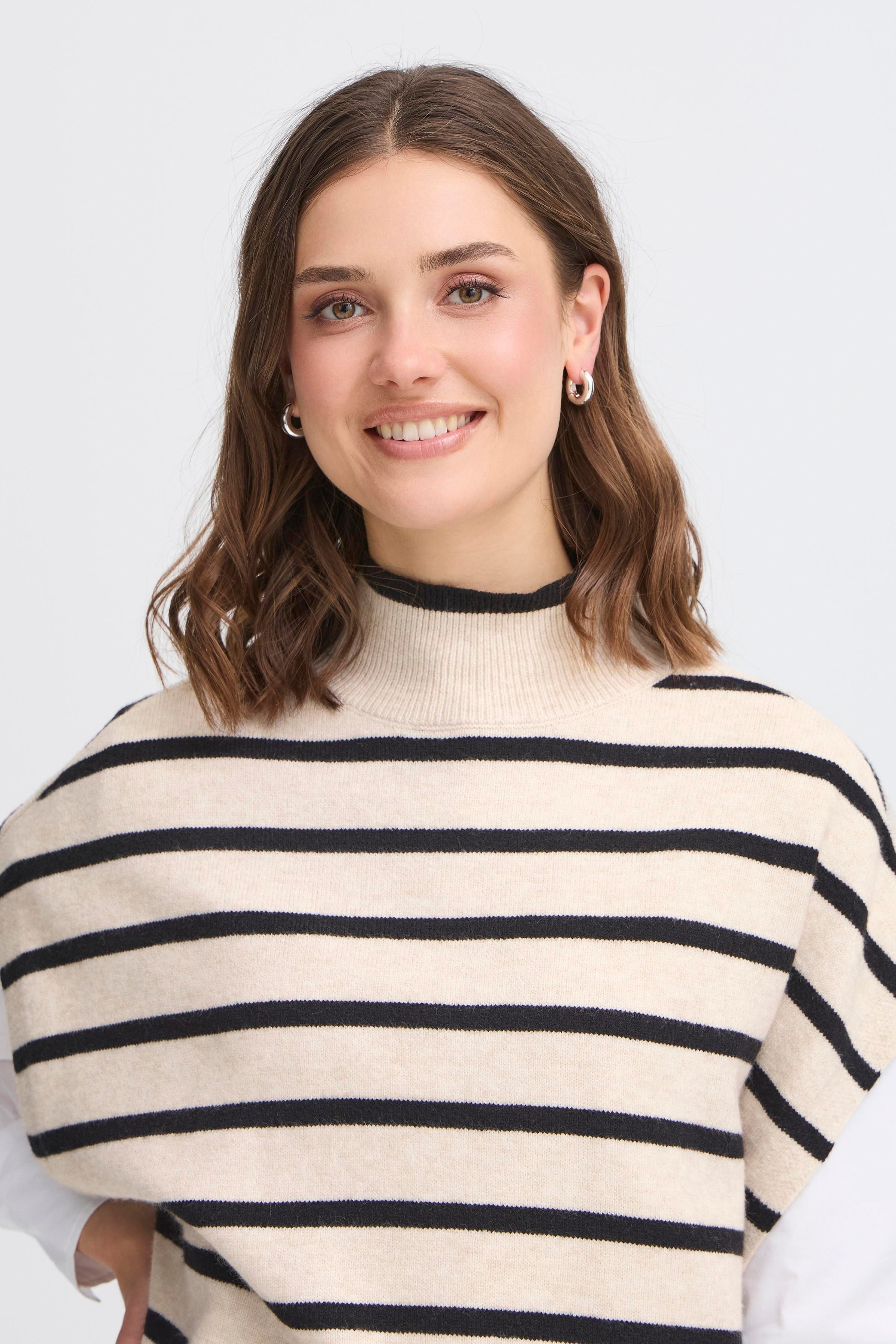 FRBITTE Poncho LOOKBOOK DETAIL 20616065-200669