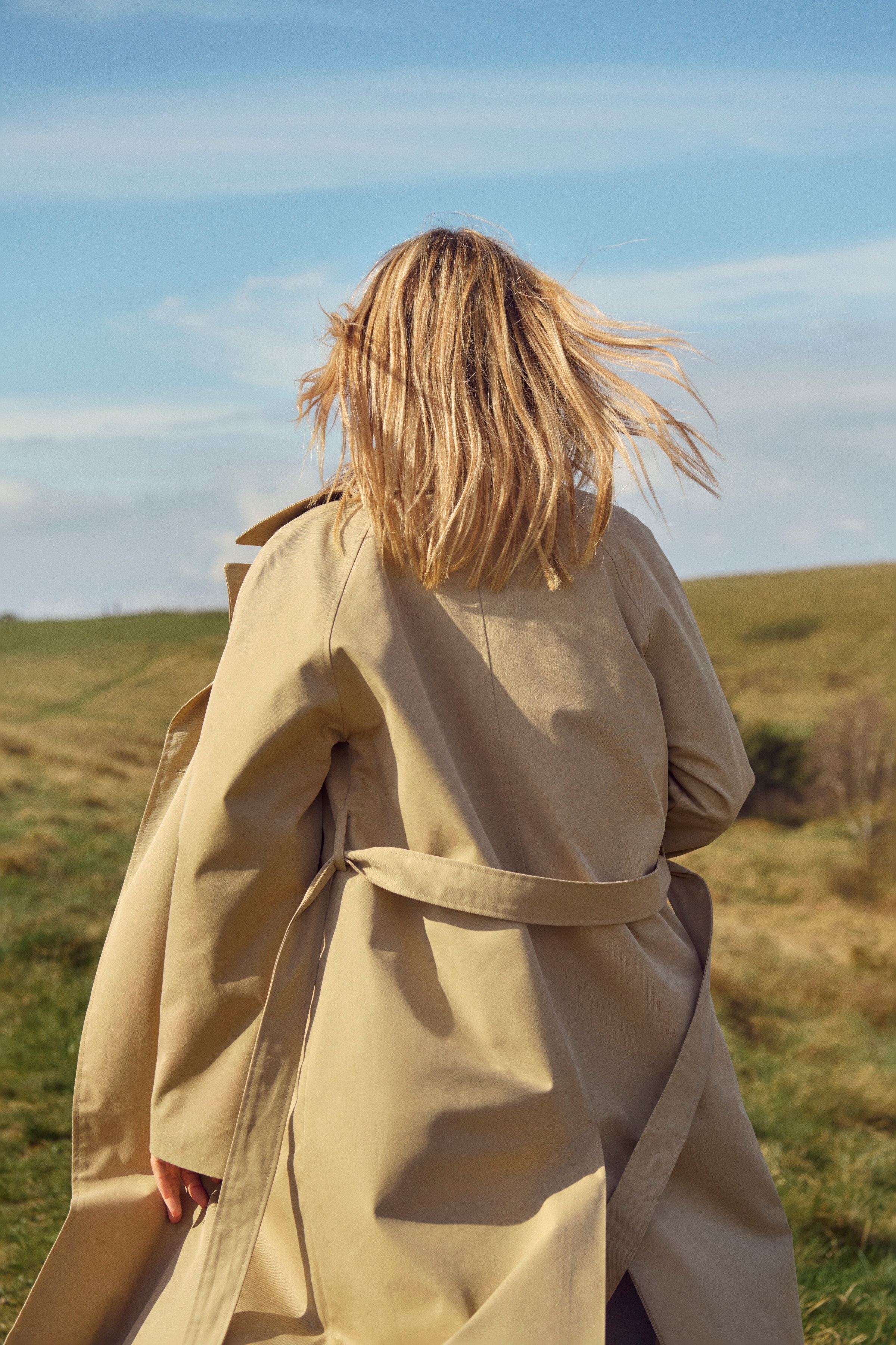 AubriePW Mantel LOCATION NONE 30310477-151114