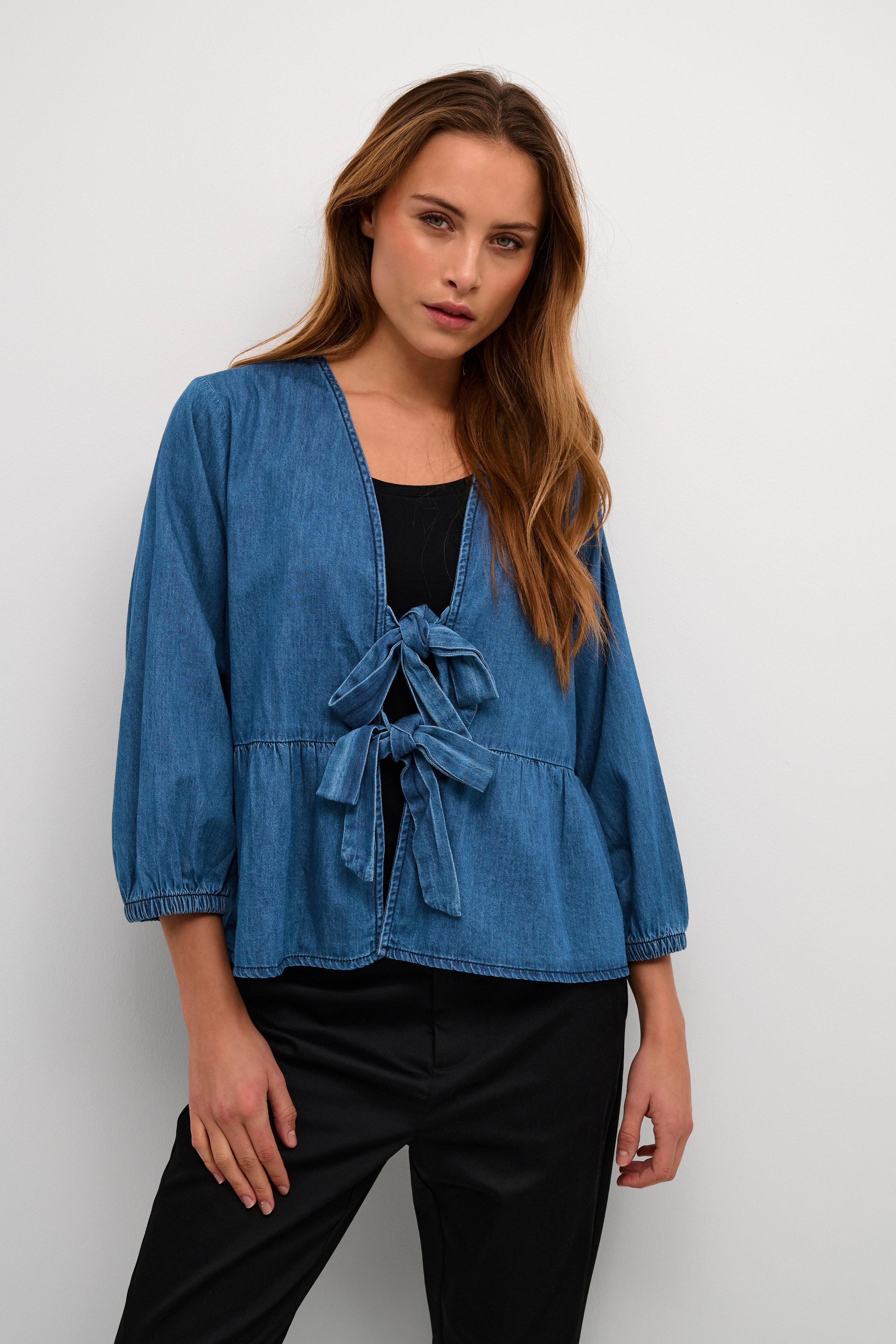 CUspenca Denim Blouse LOOKBOOK FRONT 50110869-500029