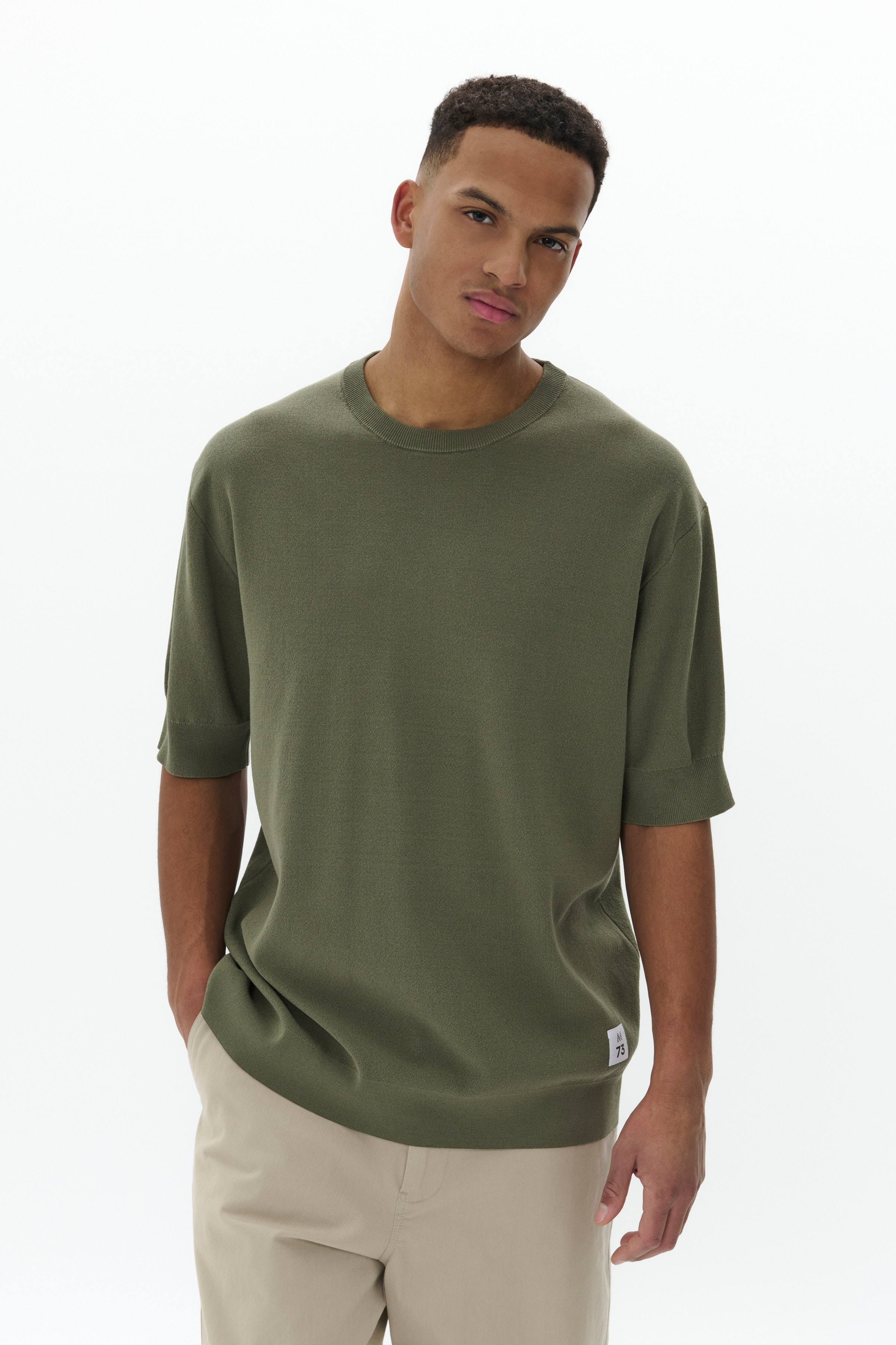 MAtrivolt M73 Gestricktes T-Shirt LOOKBOOK FRONT 30208109-180312