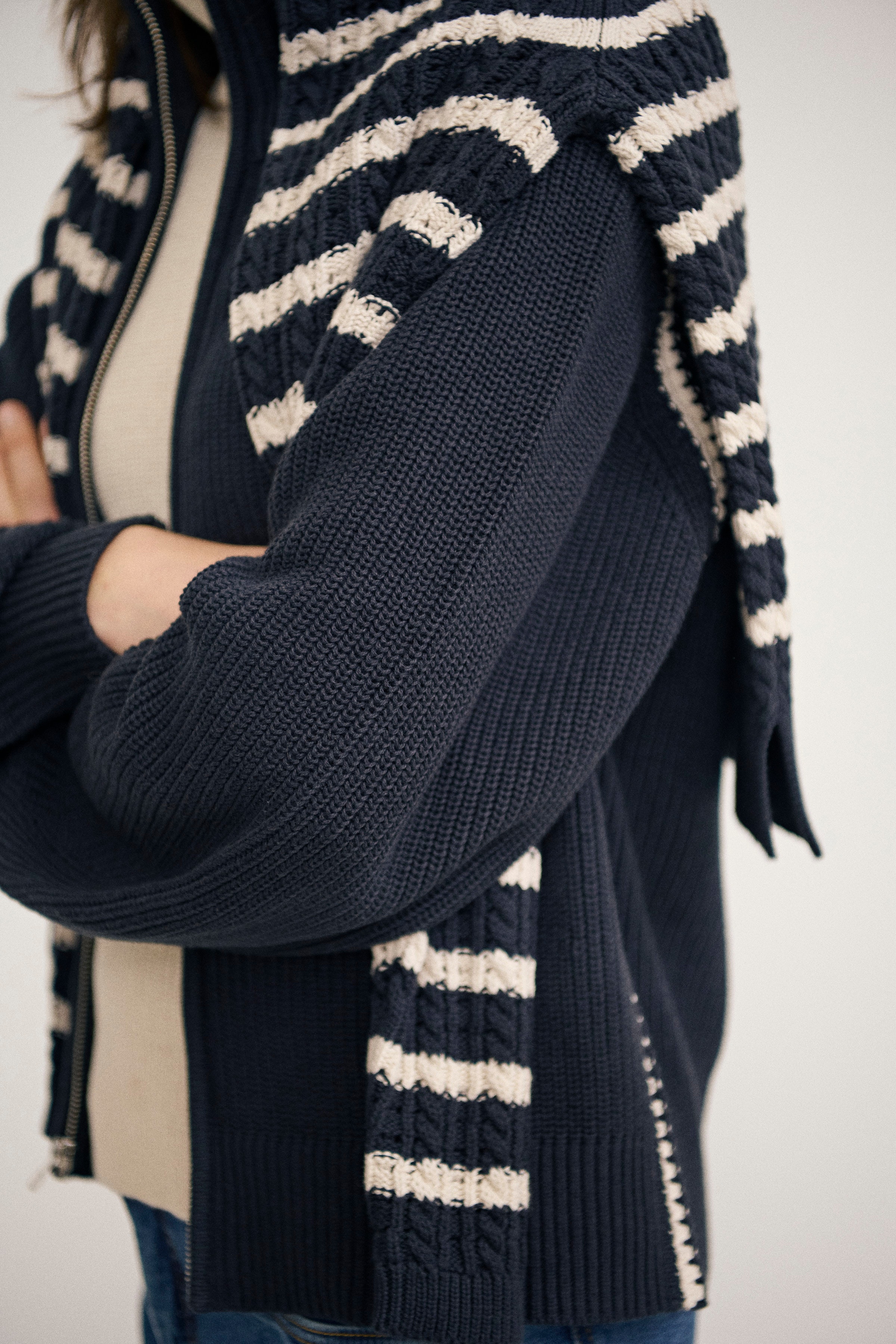SemraPW Cardigan LOCATION NONE 30309984-304241