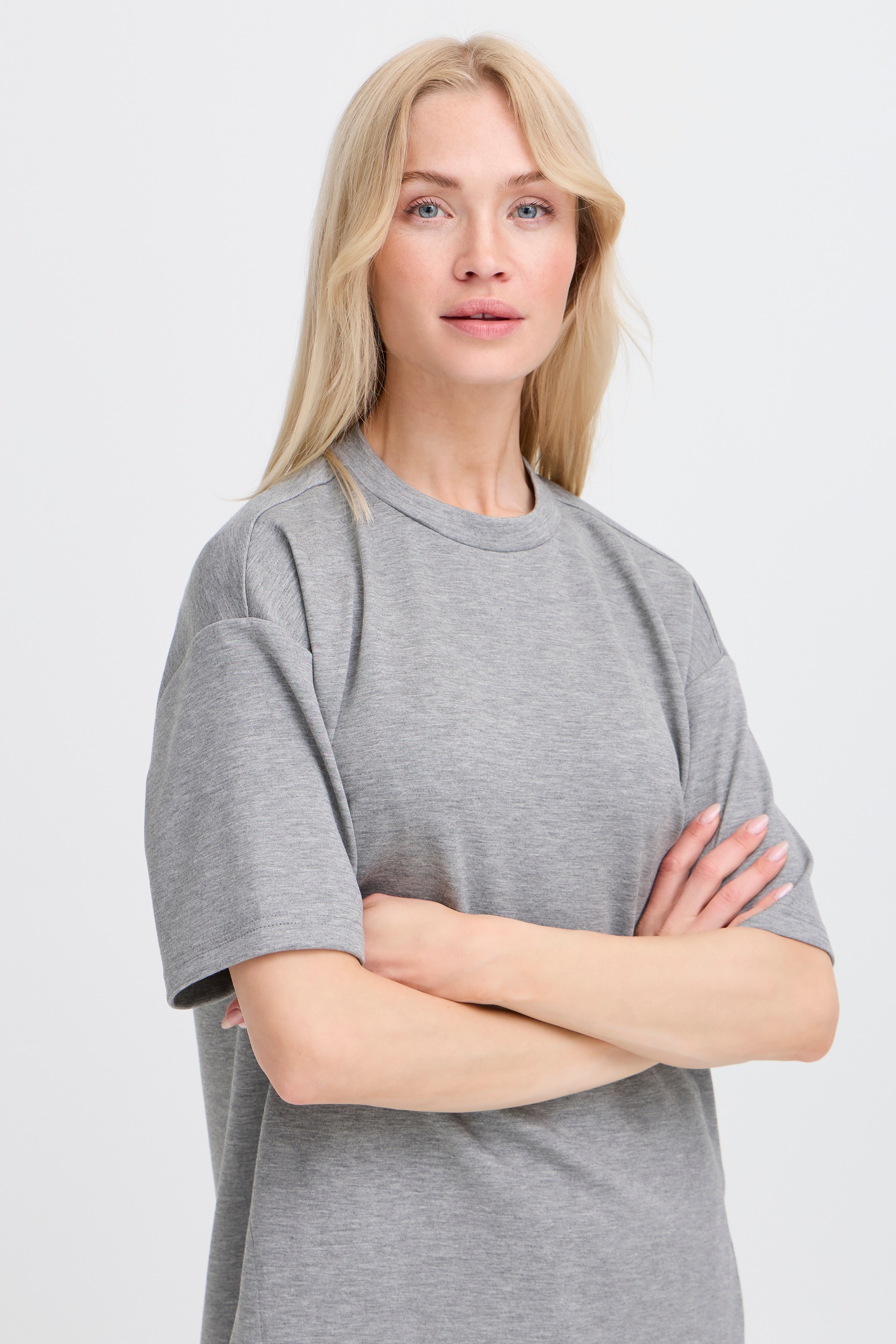 BYPUSTI T-shirt LOOKBOOK DETAIL 20818048-200455