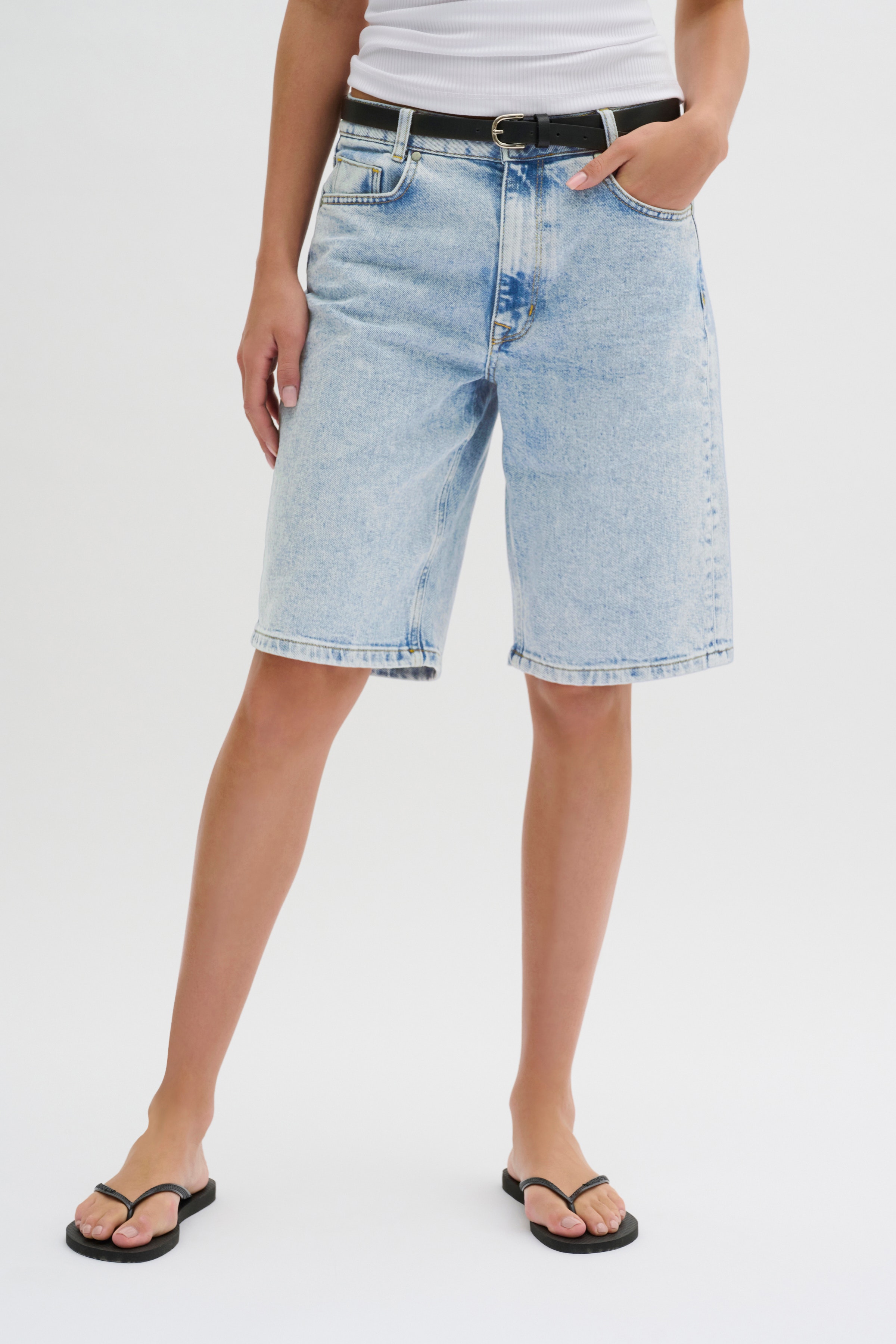 StellaMW Shorts LOOKBOOK FRONT 10703892-100045