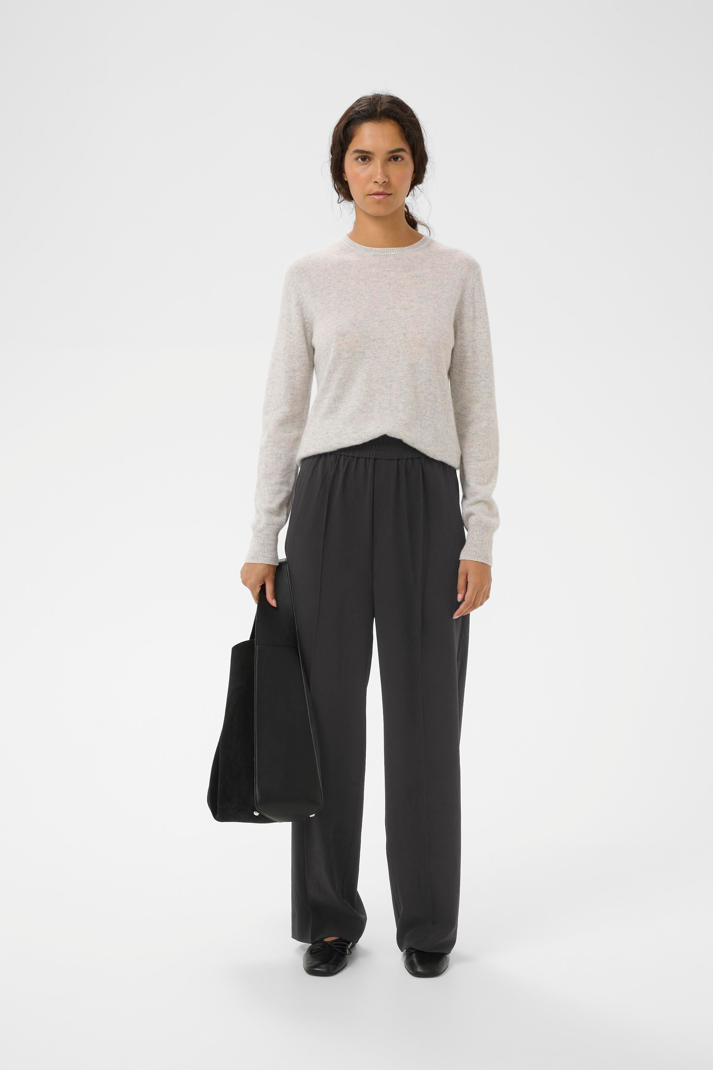 AdianIW Bukser LOOKBOOK FRONT 30109046-194008
