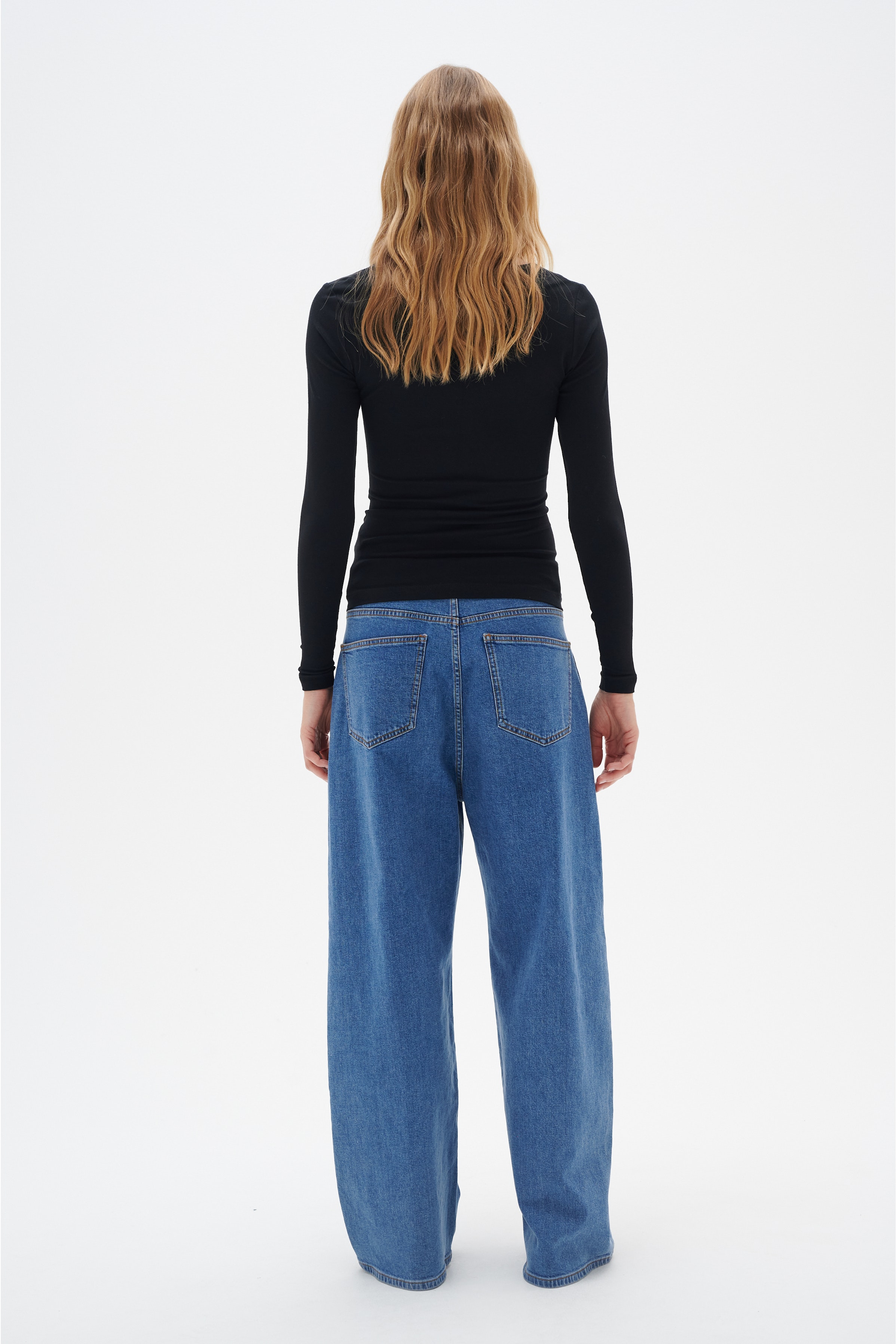 ToniaIW Boyfriend Jeans LOOKBOOK BACK 30109058-301251