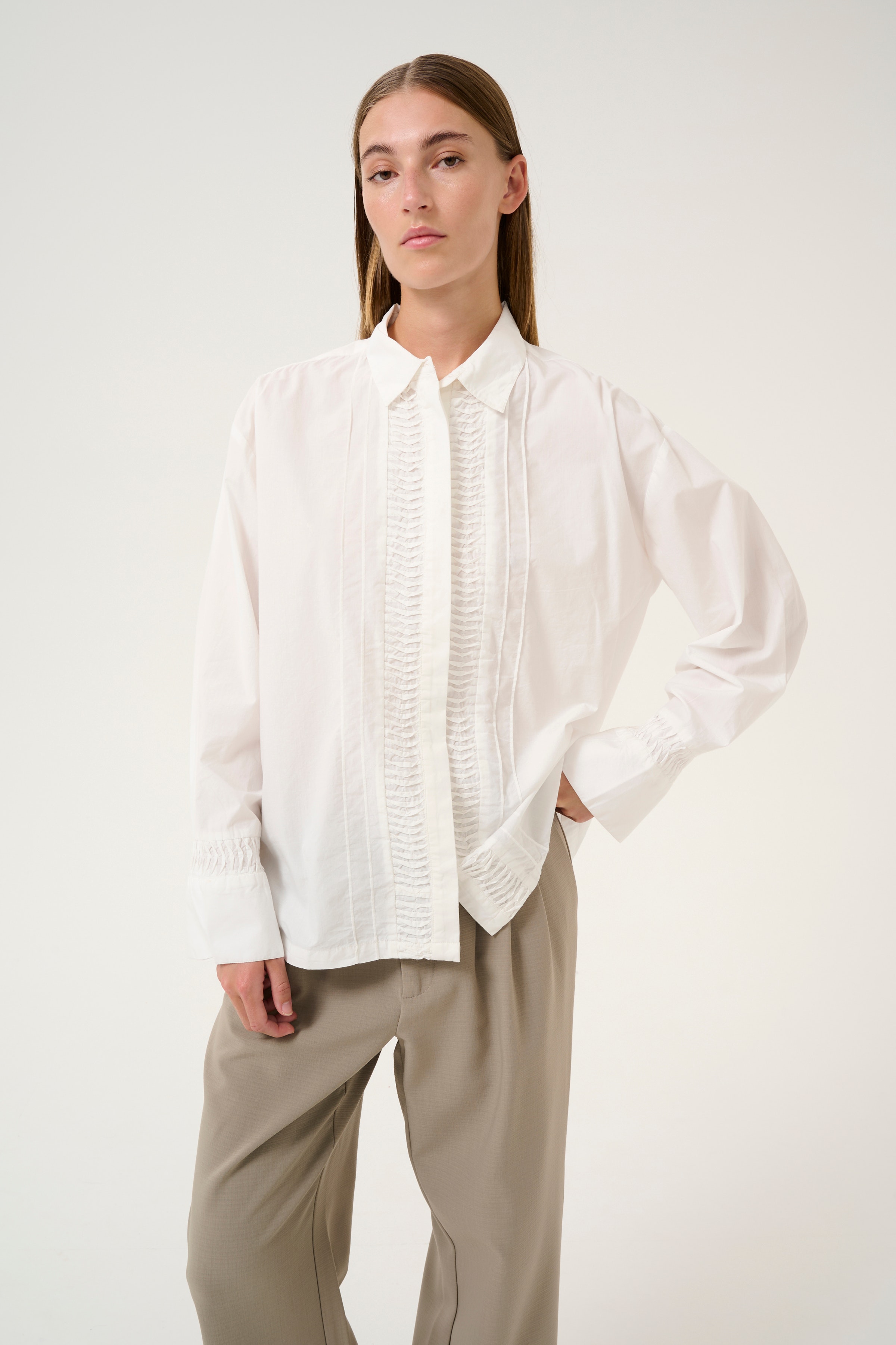 KBRoella Shirt LOOKBOOK FRONT 10105186-110601