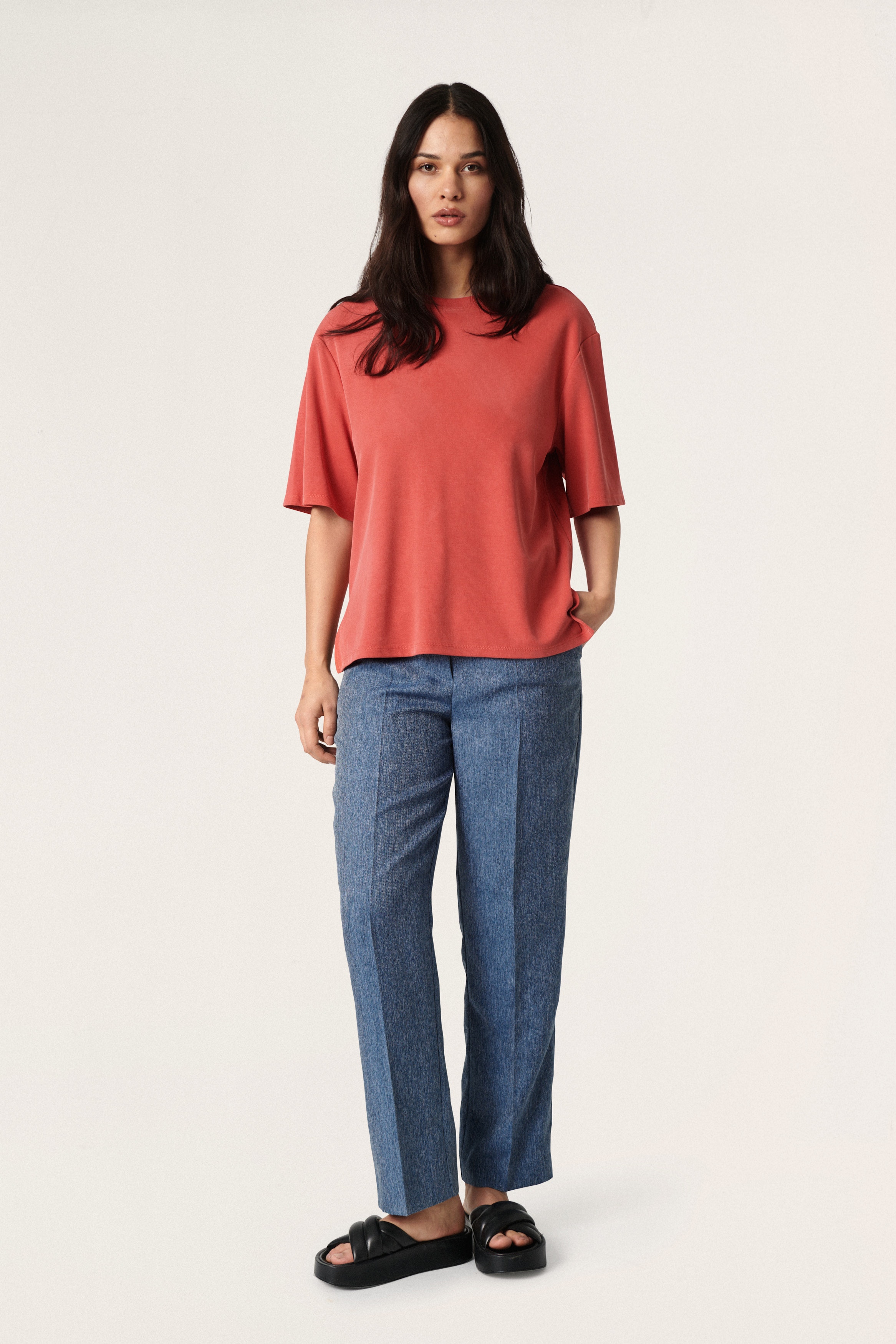SLFilli T-shirt LOOKBOOK FRONT 30405921-181648