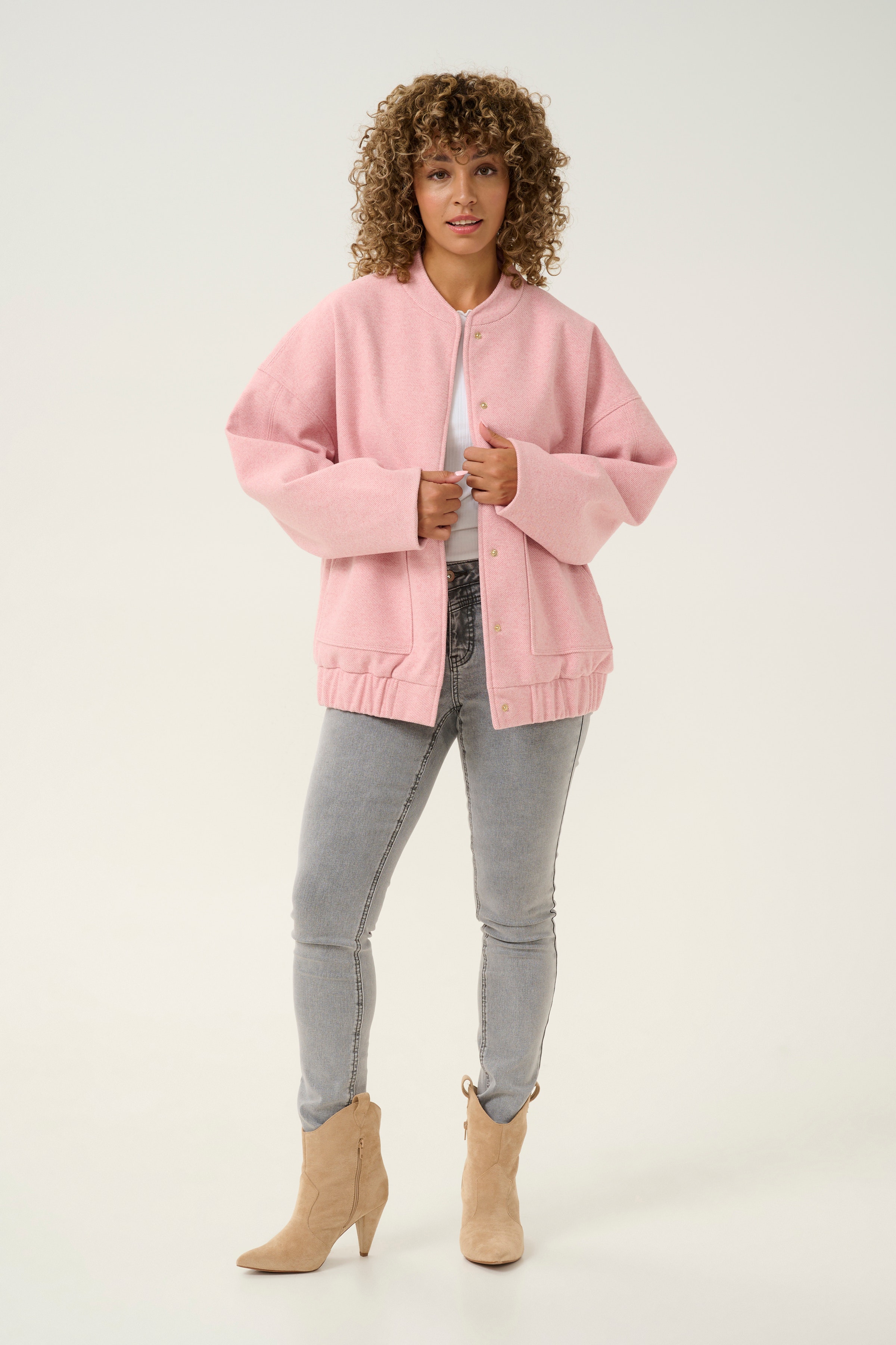 CRGianina Bomber jacket LOOKBOOK FRONT 10613211-151614