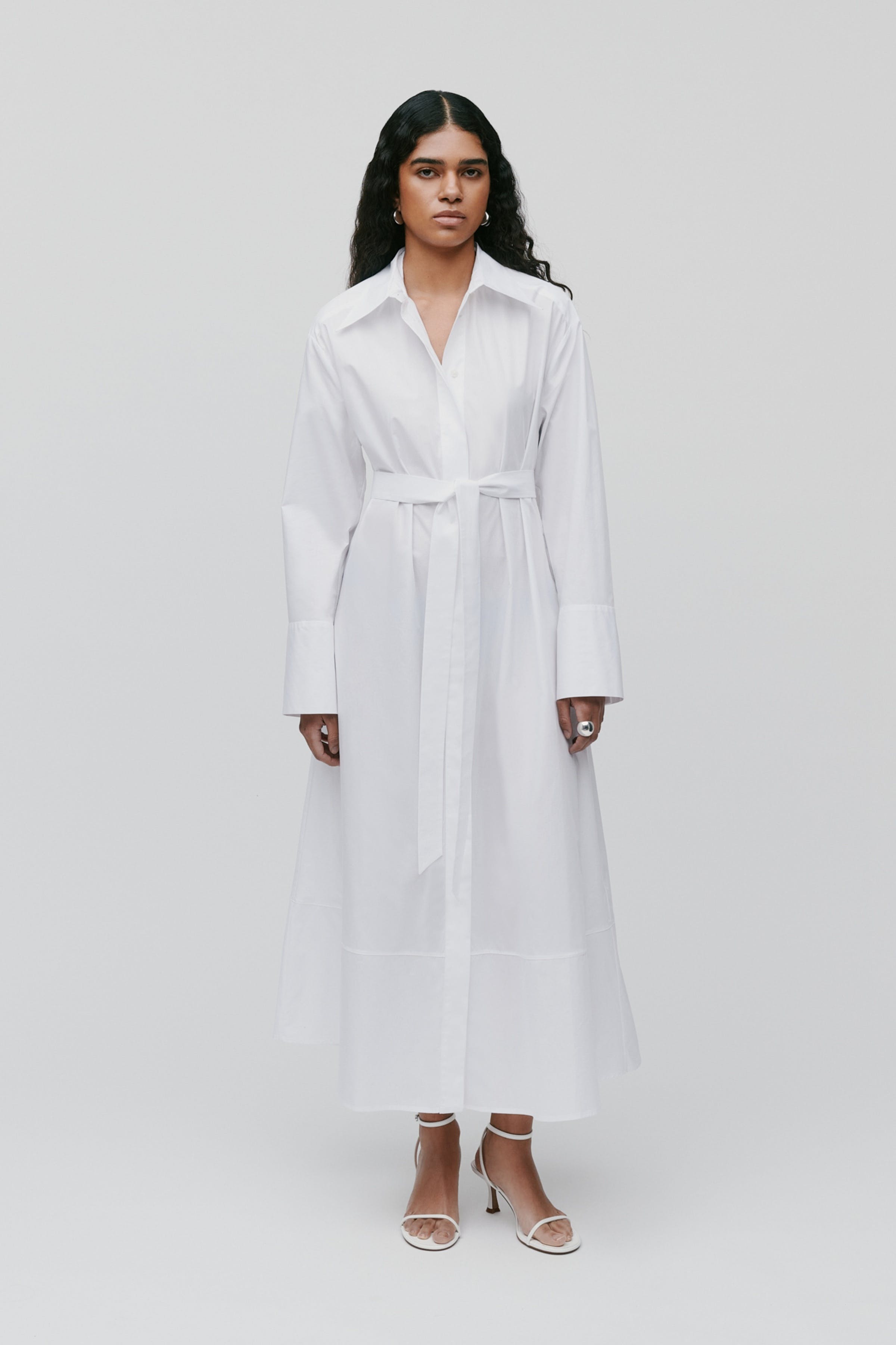 DINA Kjole LOOKBOOK FRONT 30600743-WH001