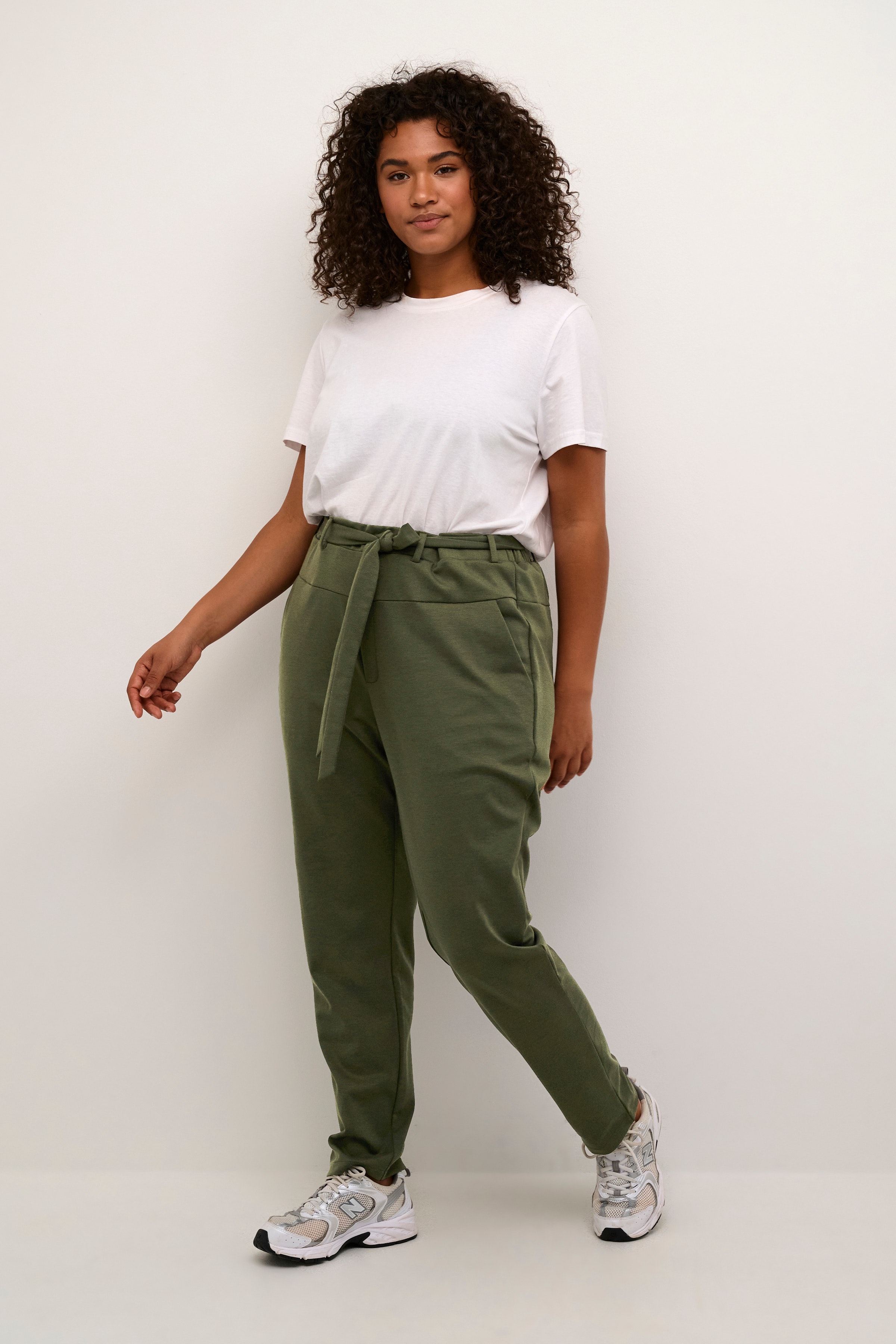 KCjenna Trousers LOOKBOOK FRONT 10582254-190414