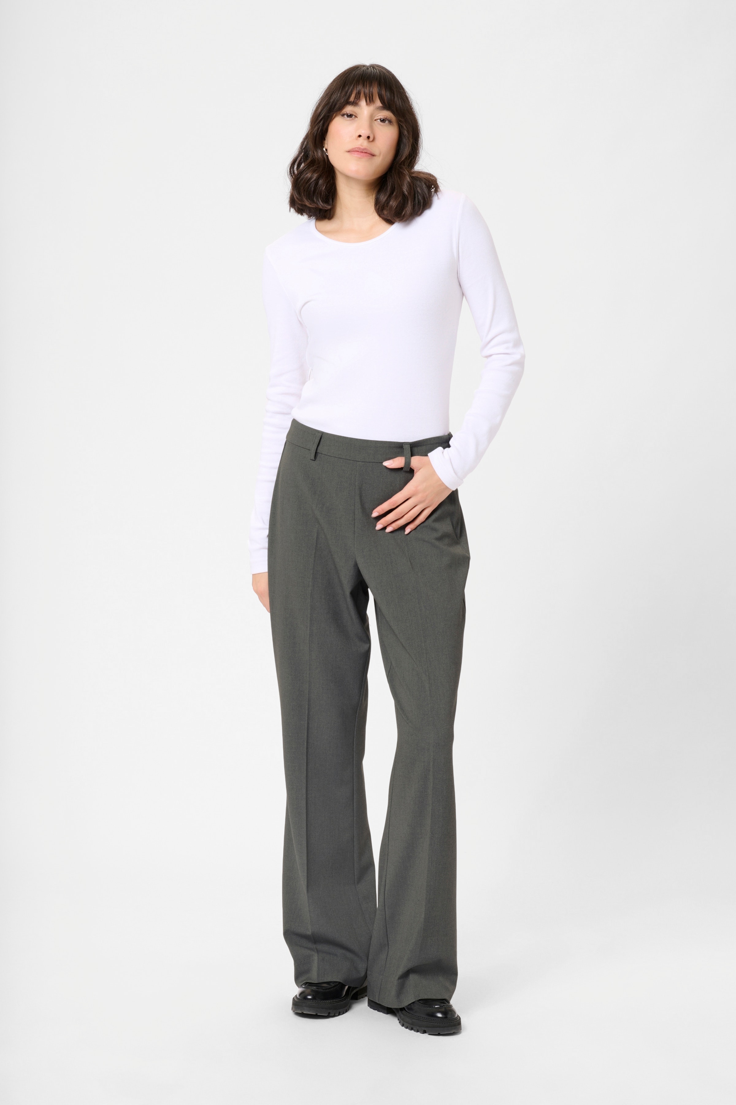 KAollie Bukser LOOKBOOK FRONT 10510950-100123